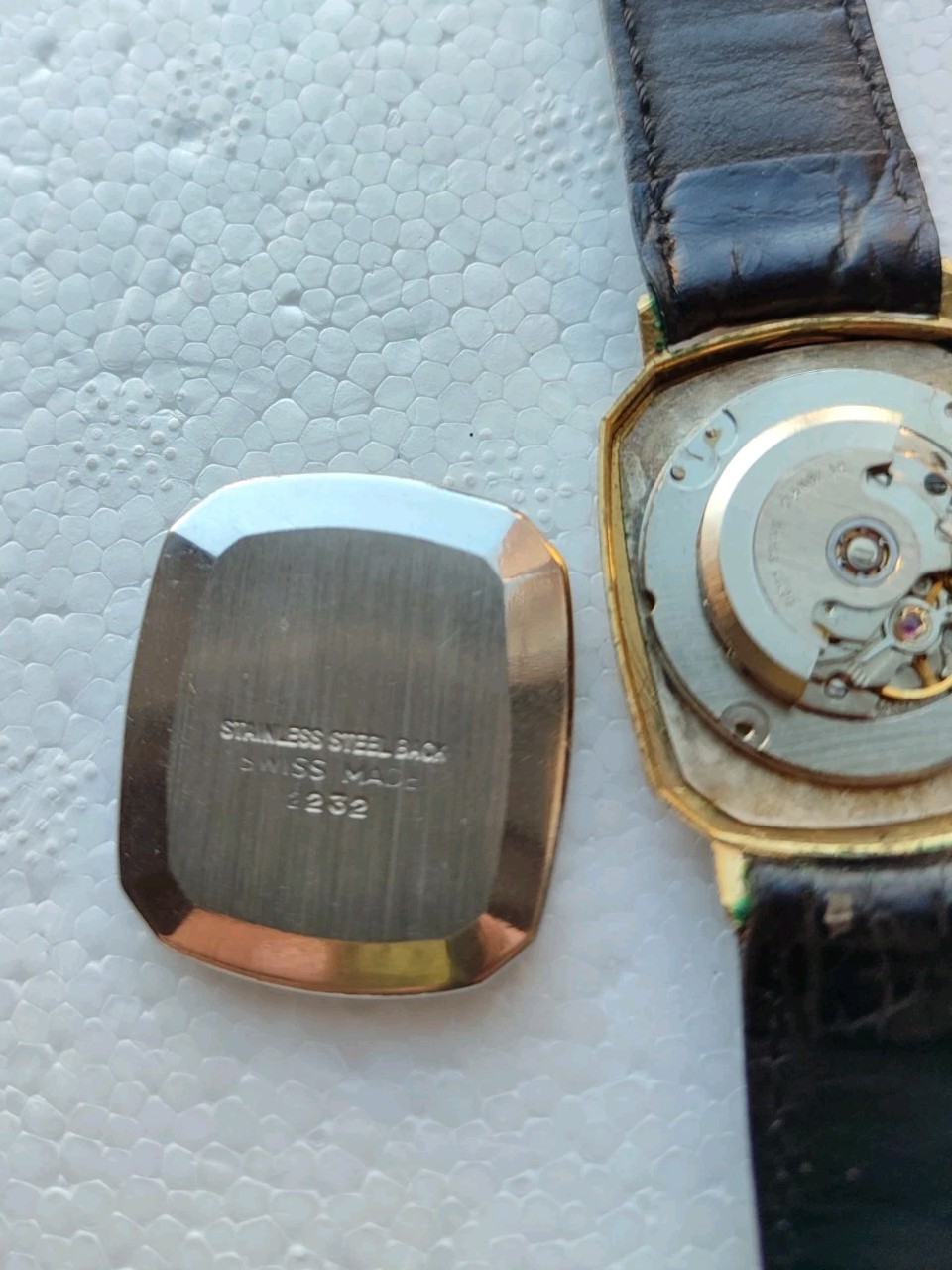 DARWIL 21 Jewels Swiss Made Hand Winding Perfectly Working 2677 Eta
