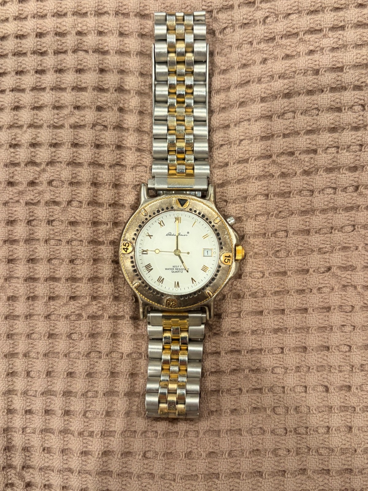 Late 90’s Eddie Bauer men’s watch – needs battery