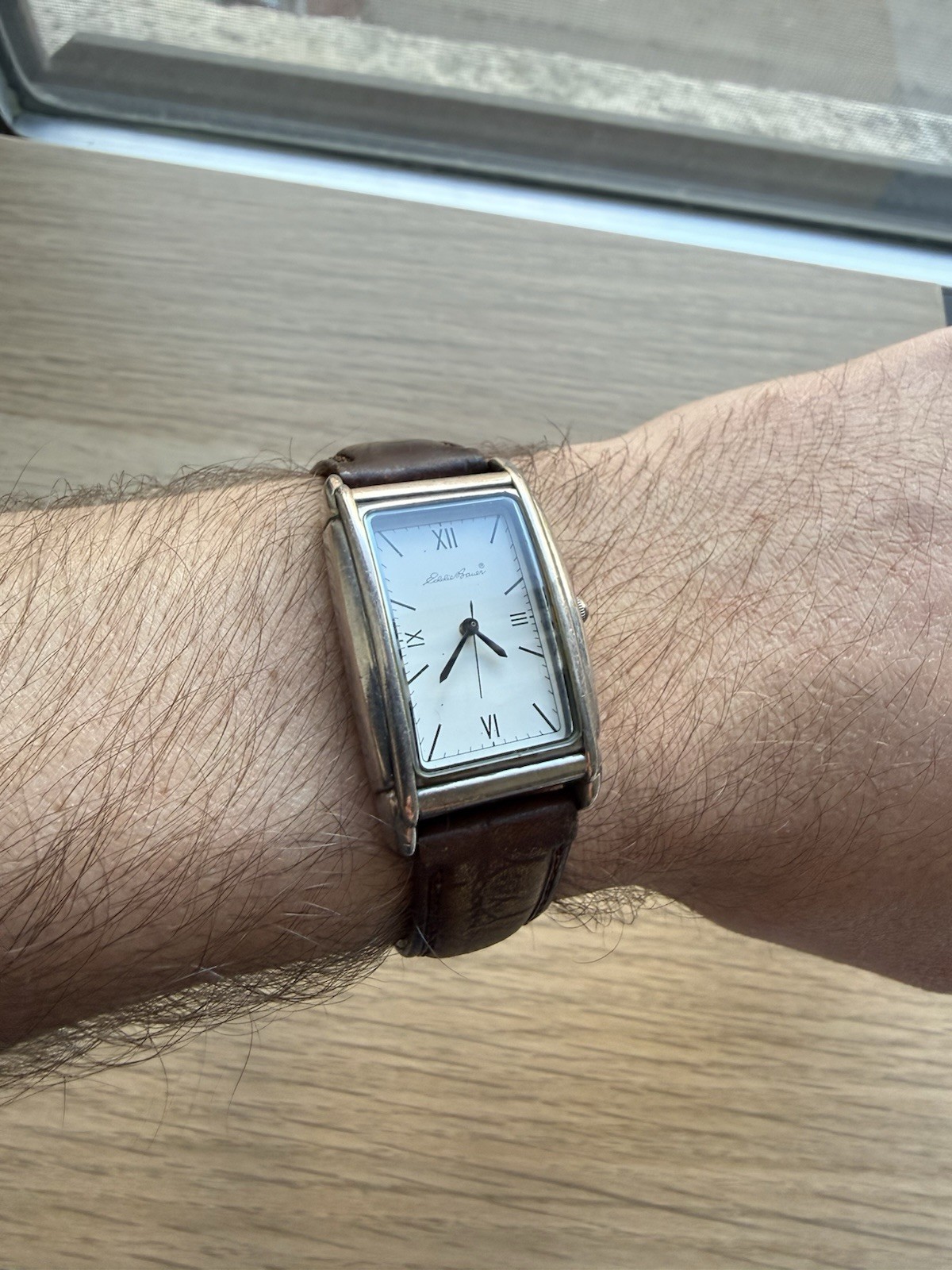 Eddie Bauer Antique Tank-style Curved Quartz Watch – White Dial – Leather Strap
