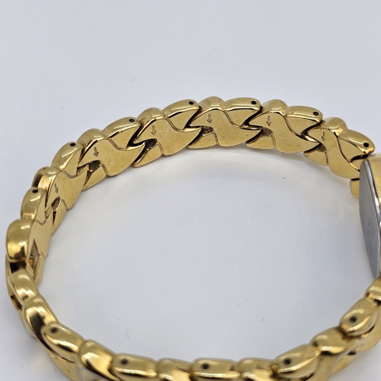 Seiko Women’s Watch 16MM Asymmetrical Gold Dial Bracelet Band 7″ New Battery