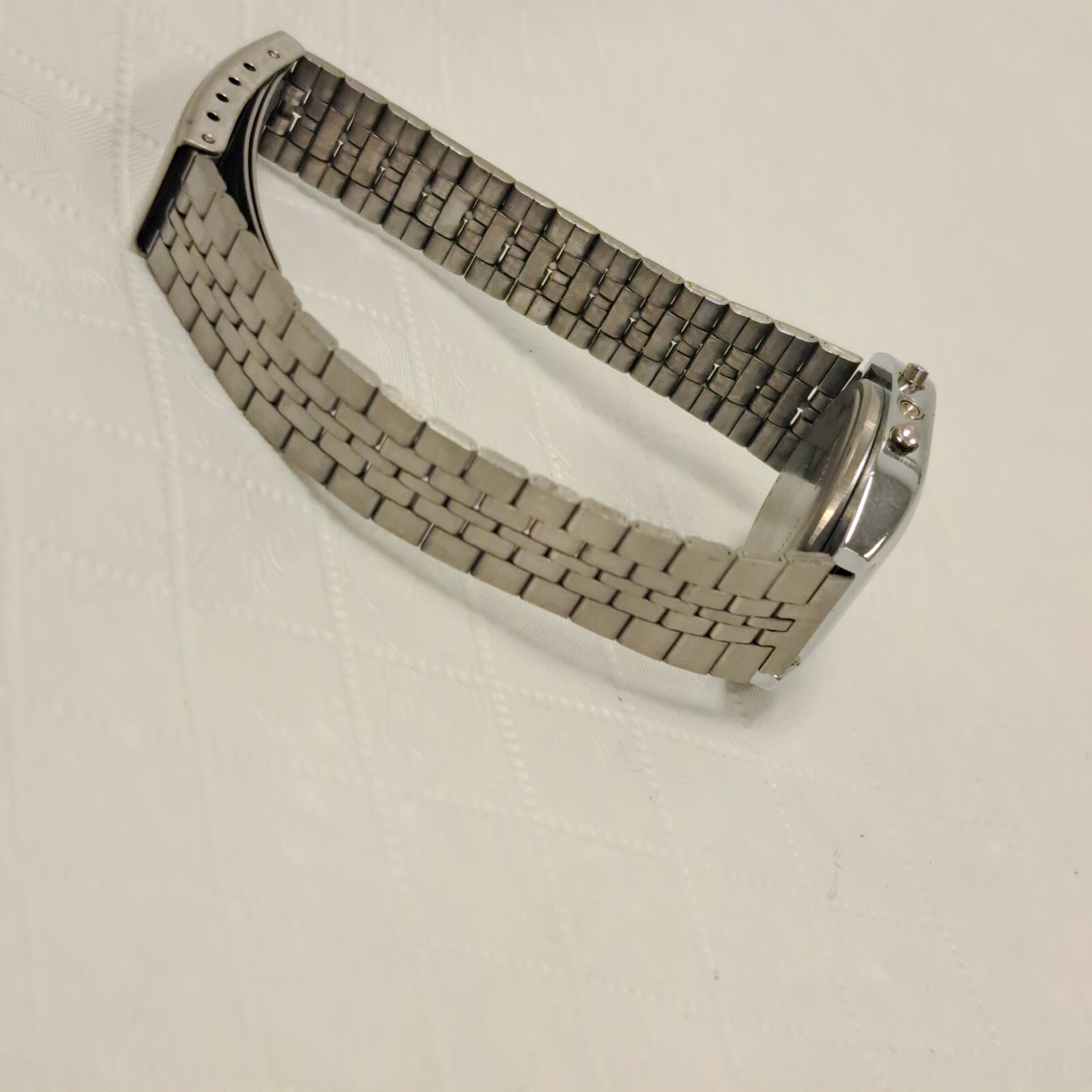Vintage Delphi VIII Quartz LCD Womens Wrist Watch Blue/Silver Tone
