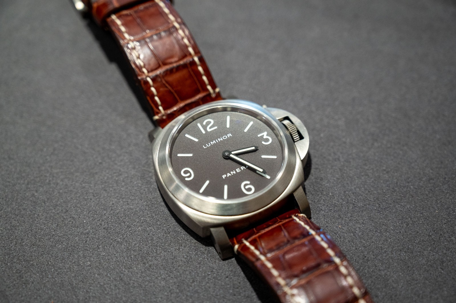 Panerai Luminor Base Titanium PAM00116 Rare Set of 300 Full Set (Box and Papers)