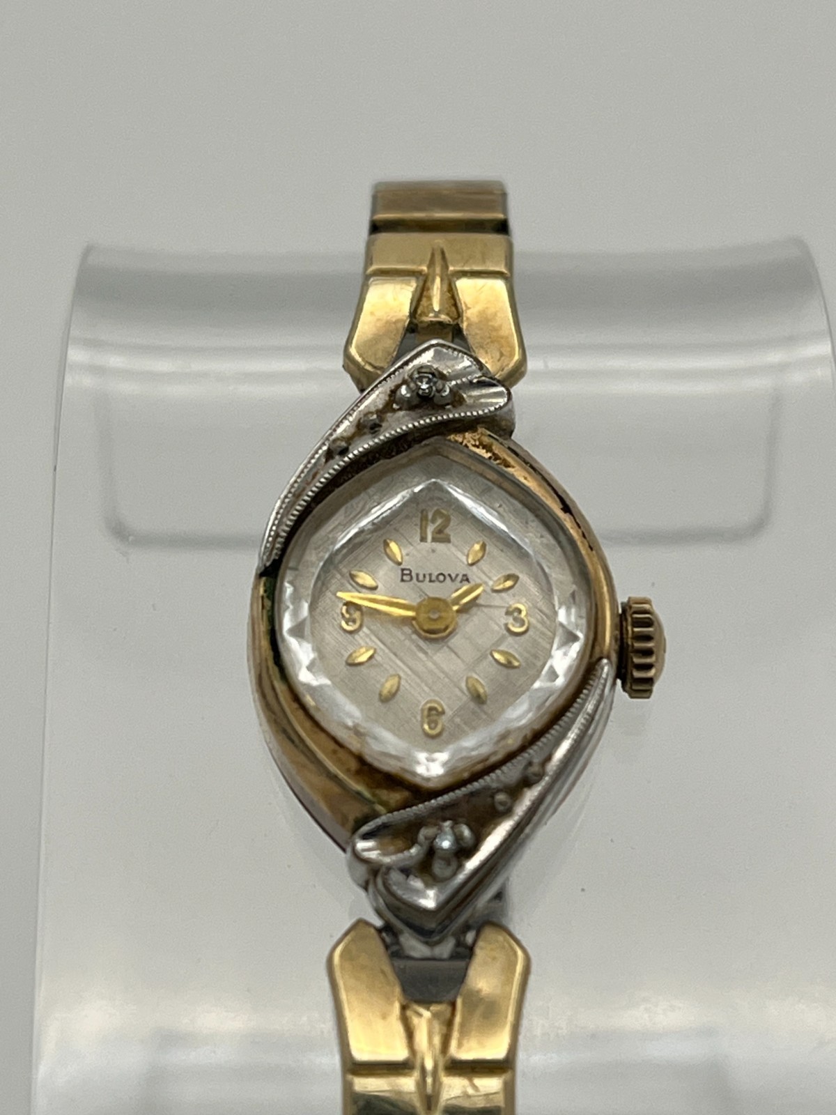 Bulova Vintage Ladies 10K Rolled Gold Plate Manual Watch