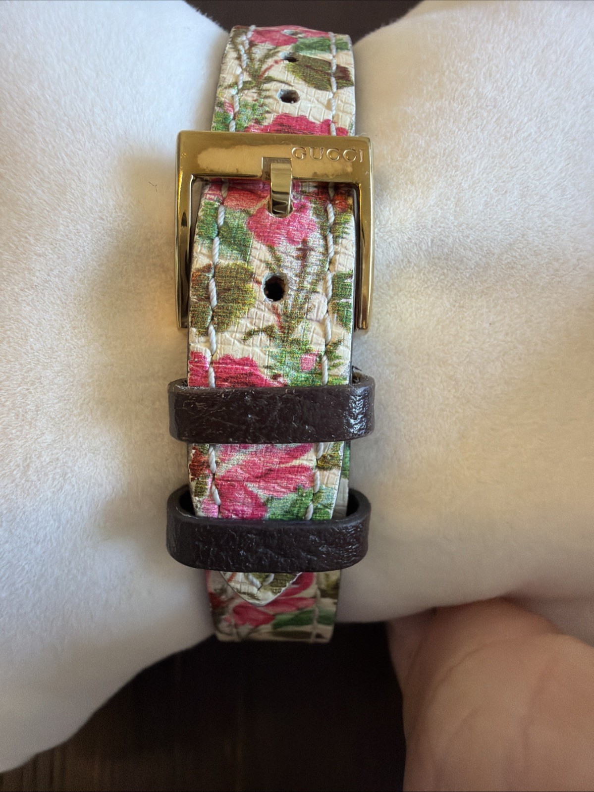 GUCCI G-Frame Watch YA147406 Gold Plated Quartz 21x34mm Floral Dial