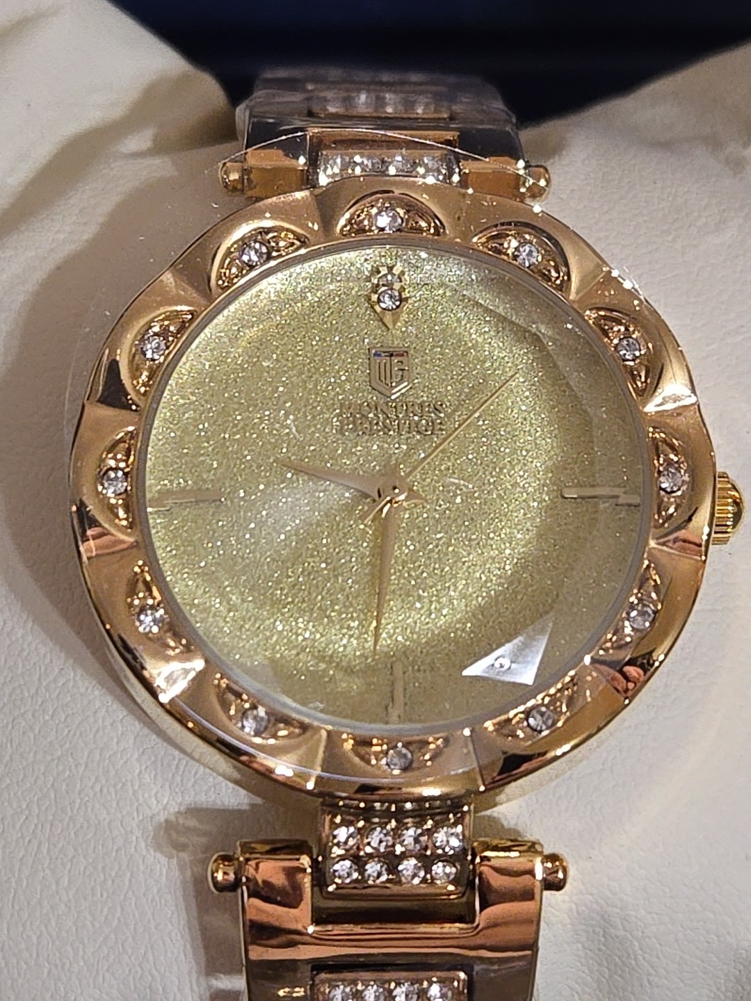 Woman’s Invicta Montres Prestige X 33mm Gold Tone And Jewels W Yellow MPW-0205