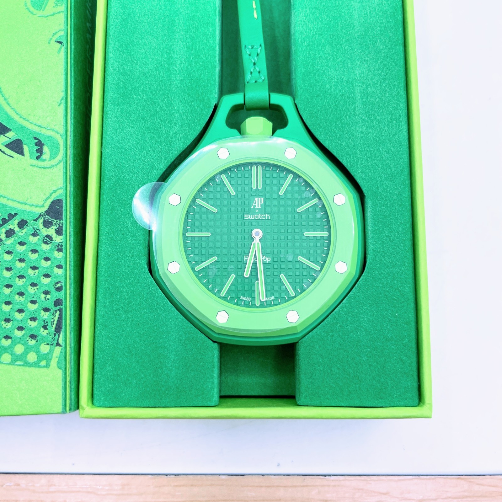Swatch x Audemars Piguet Royal Pop Green Eight Green SSX03G100N