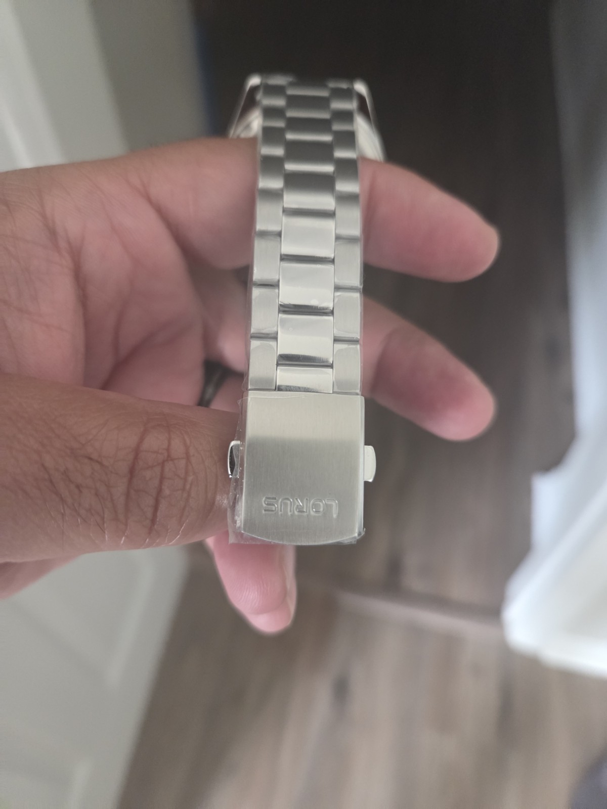 Lorus by Seiko 10 BAR Sport Date Analog Wristwatch Black Dial Steel Bracelet