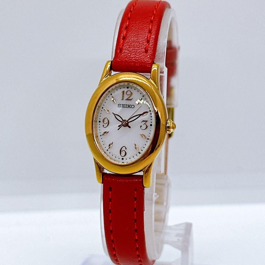 Seiko Tisse V117-0CR0 Solar Ladies Watch Oval Gold White Dial New Belt Japan