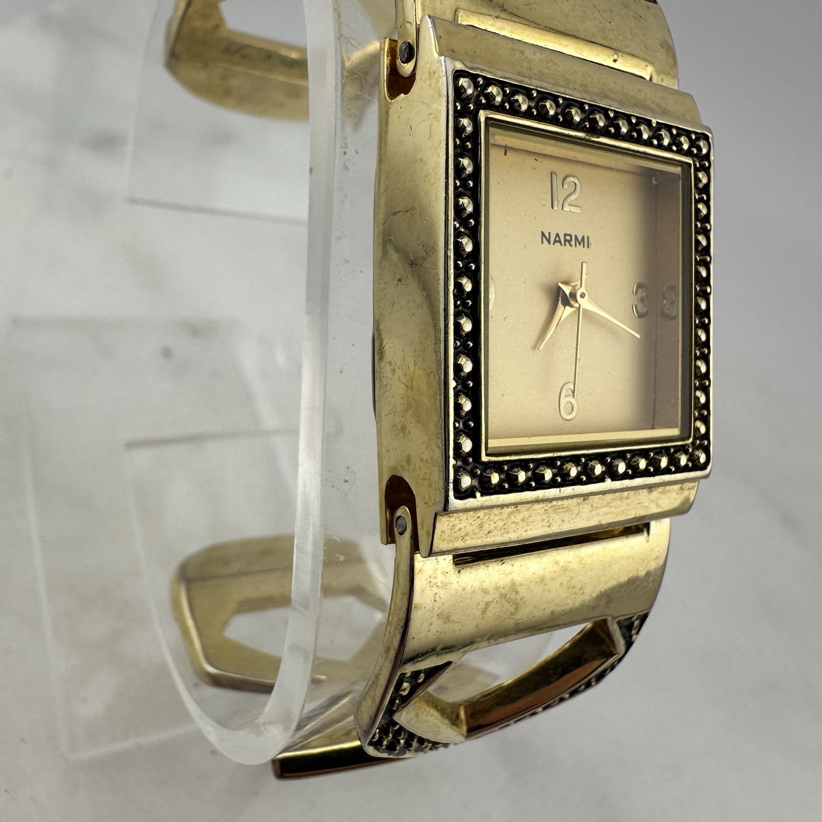 Narmi Women’s Gold Tone Cuff Watch, Size 6” – Has New Battery