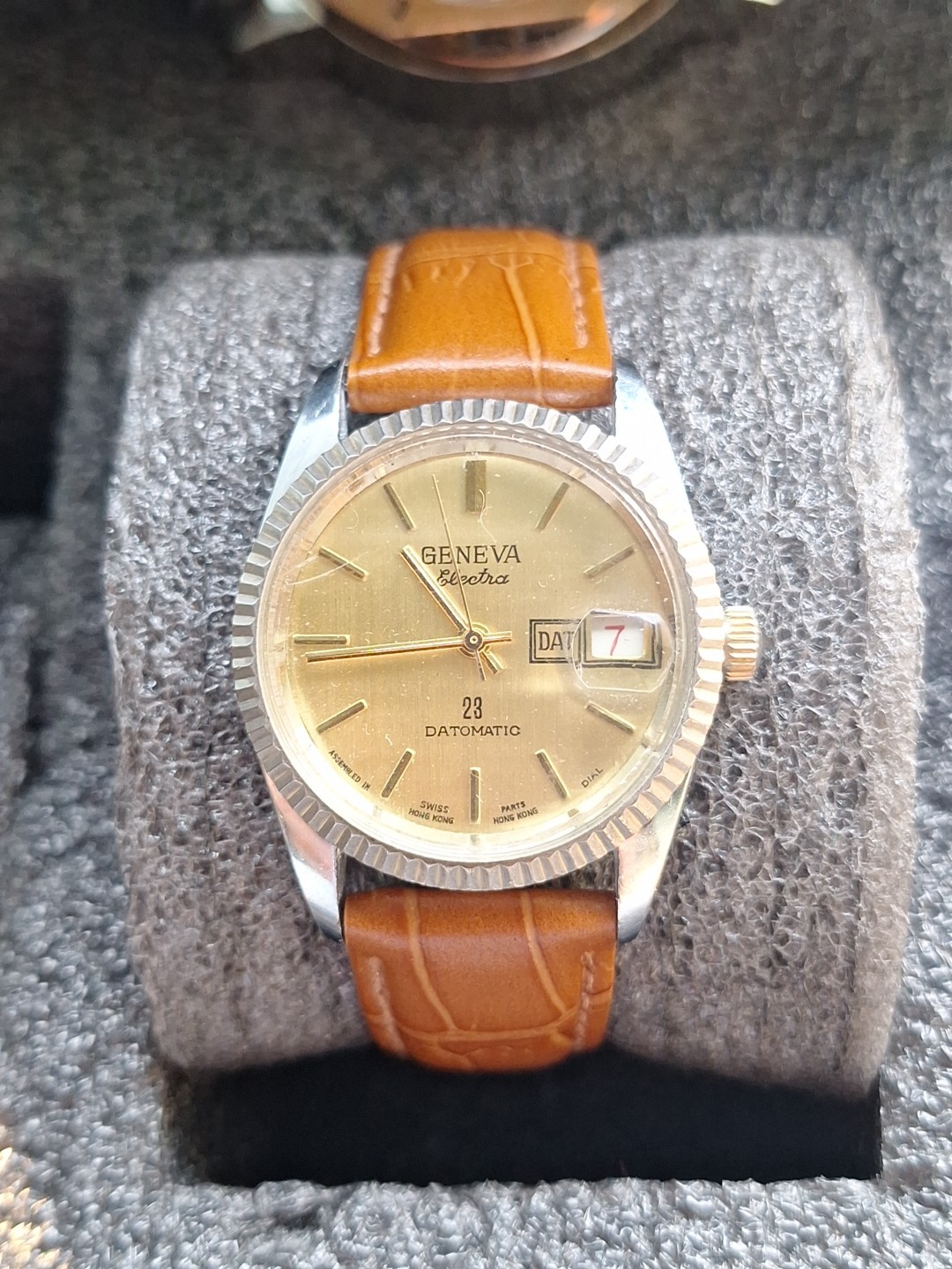 Geneva Electra Datomatic Mechanical Date/just Men’s Vintage Watch Runs Great.