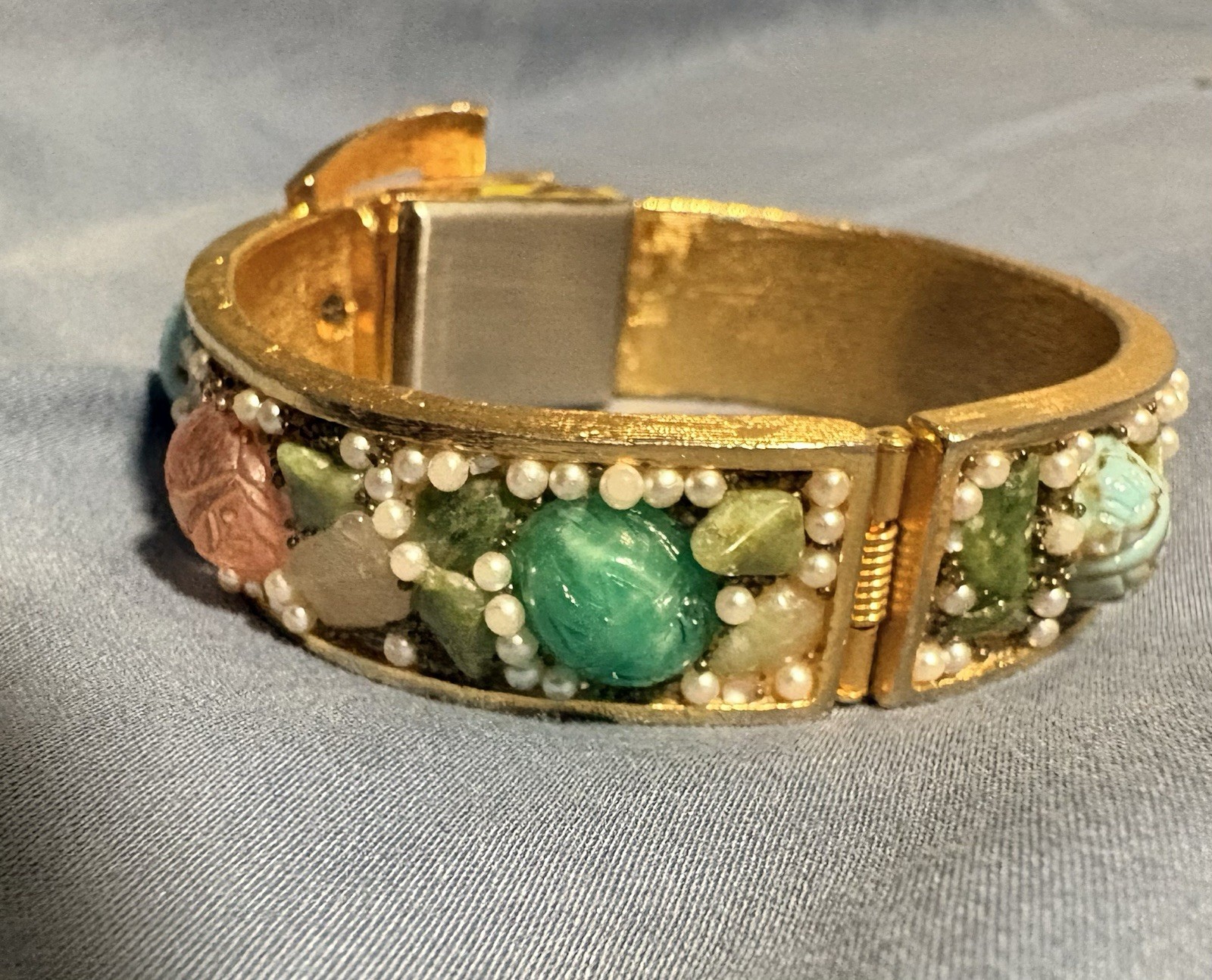 Vintage Women’s Brockton Peekaboo Watch with stones – Working