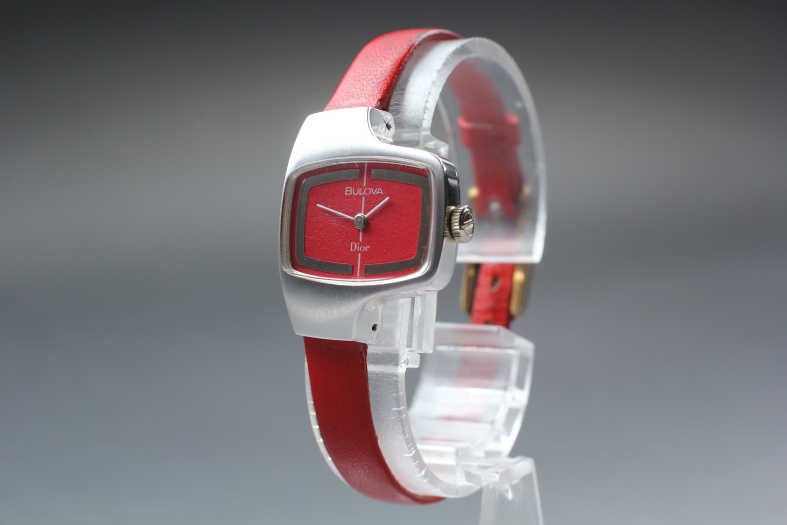 [Exc+5] Vintage Bulova Dior N2 Hand-Wind Red Asymetrical Women’s Watch