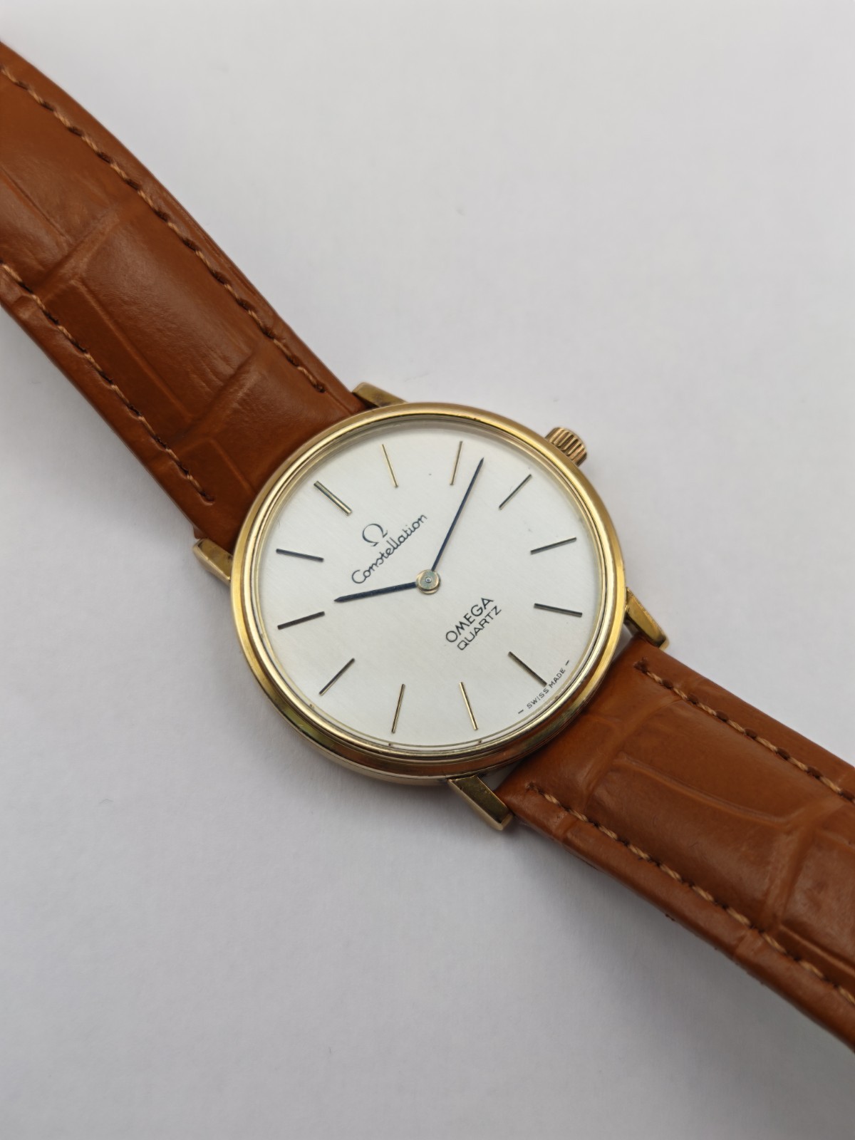 Omega Constellation Quartz Silver Brushed Dial Push/Pull Crown Mens Watch