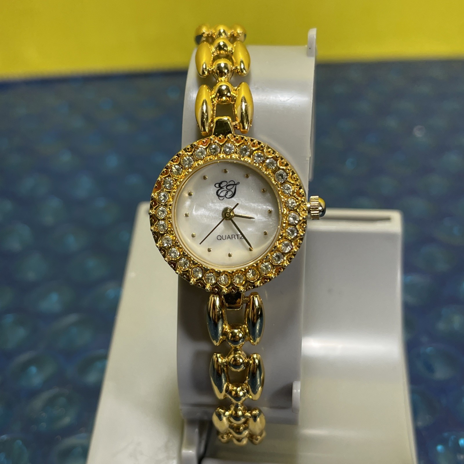 Vtg Elizabeth Taylor Gold Tone Watch Women 23mm Crystal MOP New Battery 7.75″