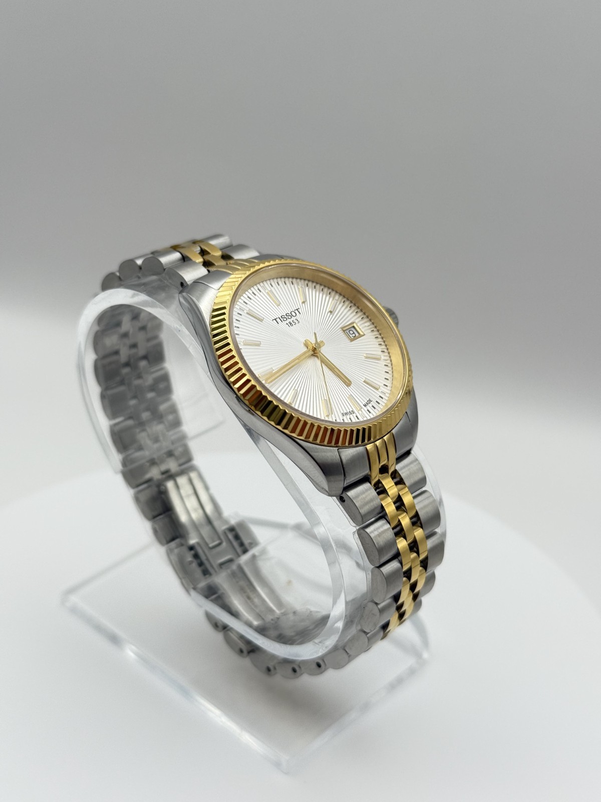 Tissot Ballade Quartz Silver Dial Ladies 34mm. Watch T1562102203100