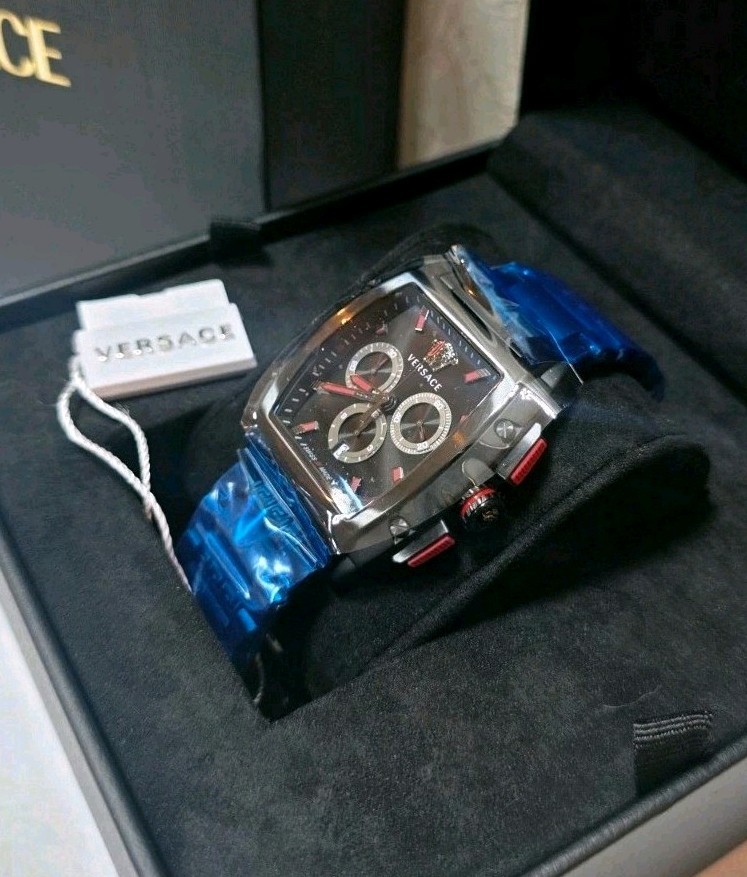 VERSACE Dominus Chronograph Swiss Quartz Men’s Analog Watch VE6H00623 (NIB)