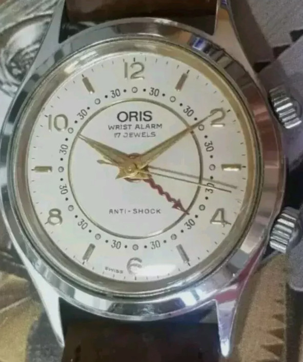 Oris Wrist Alarm Manual-wound Watch Cream/Ivory dial Ref 418-7307.