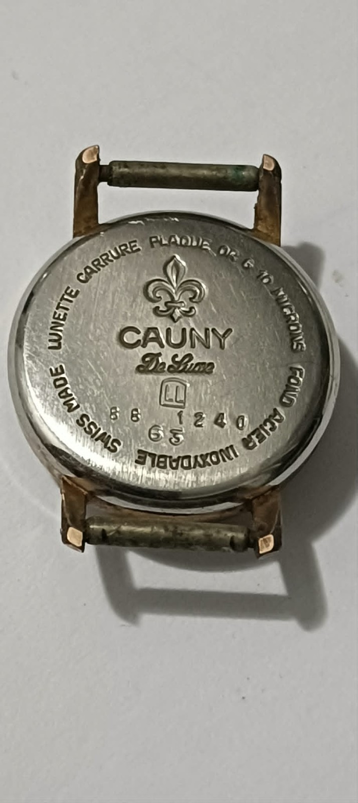 Antique old women wristwatch Cauny Lady 15 rubis plaque d’or swiss made