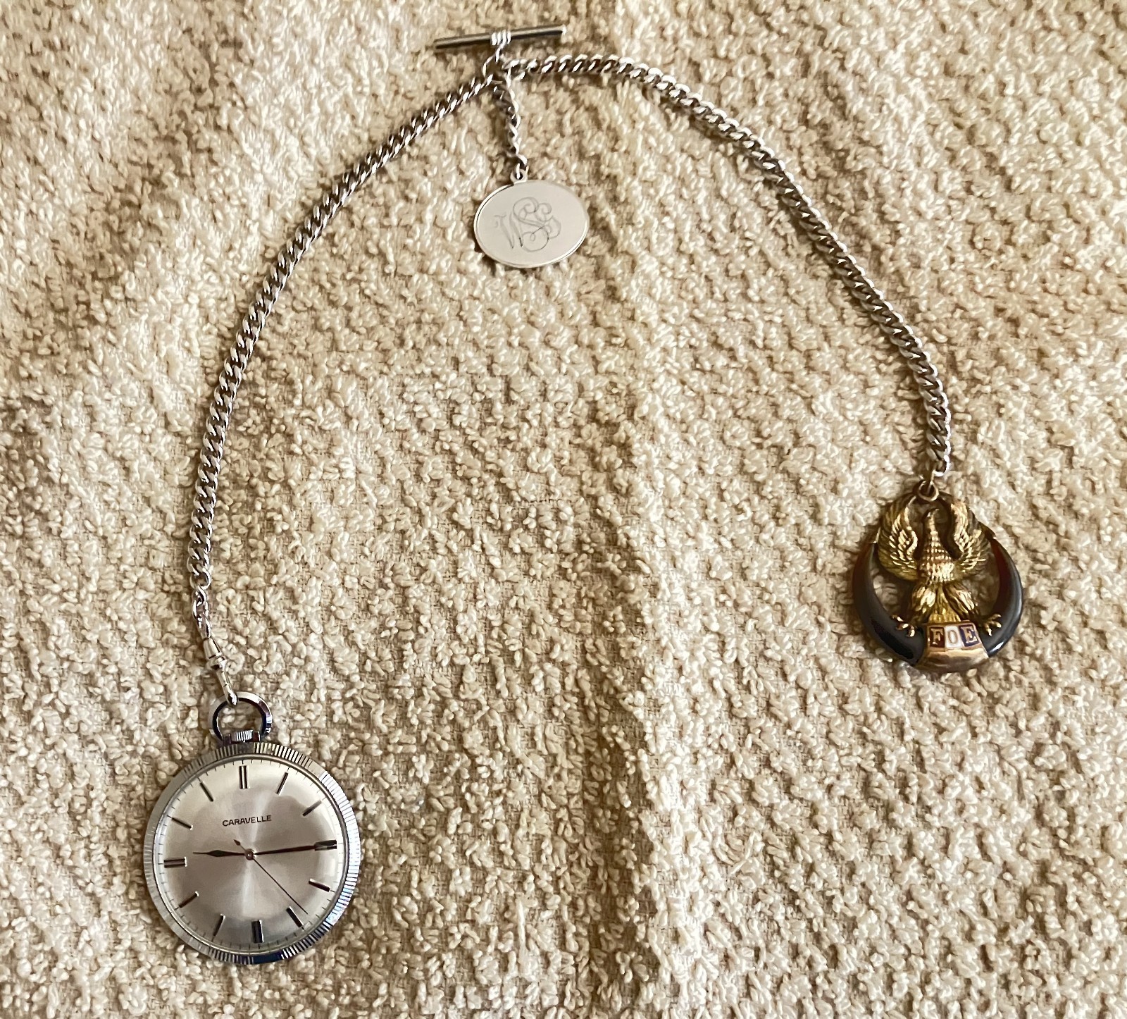 Vintage 1976 Caravelle Pocket Watch Set w/ Chain & Early FOE Horn Fob