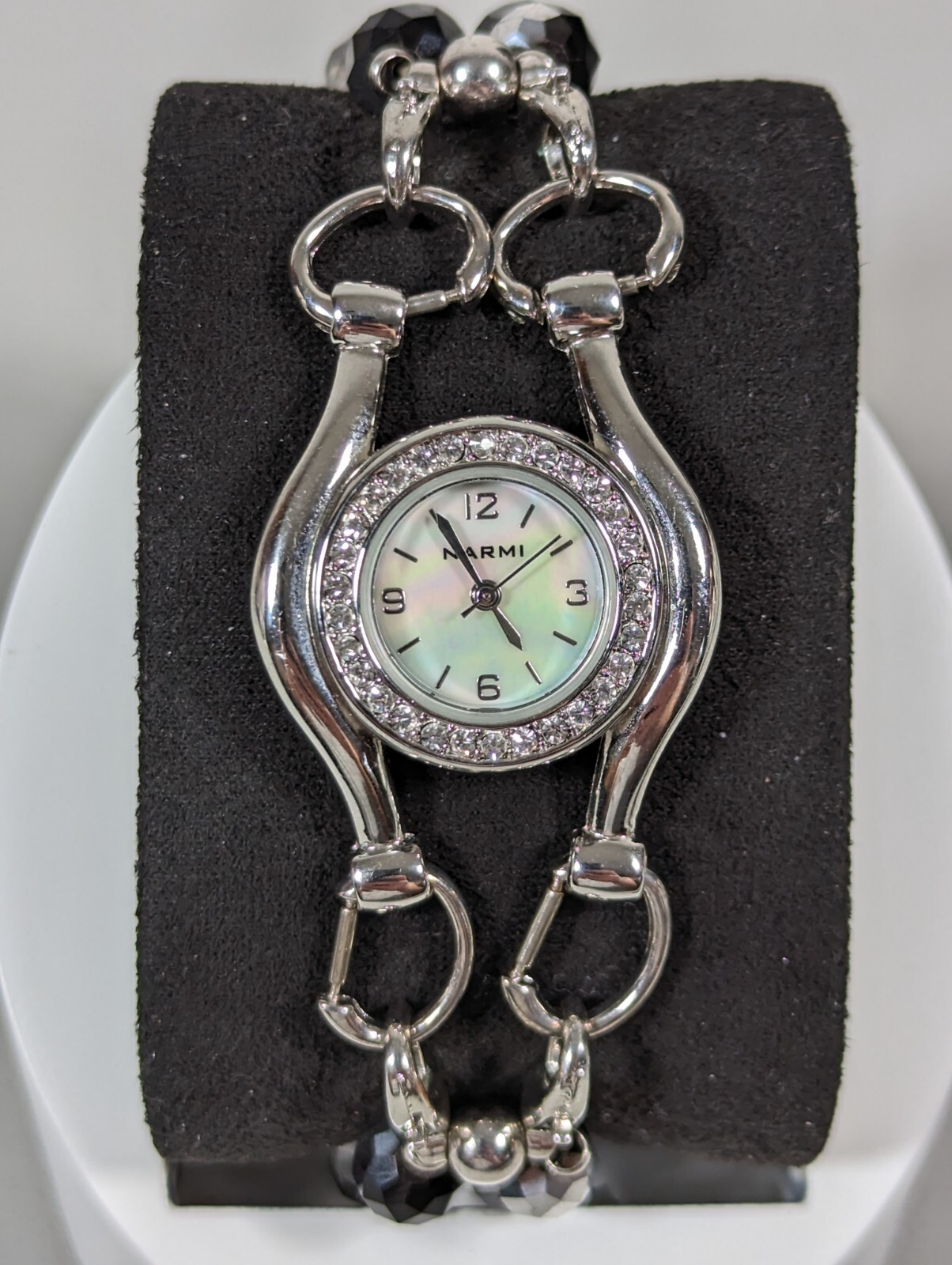 Narmi White Pearlized Dial Round Crystal Accent Case Bead Stretch Band Watch