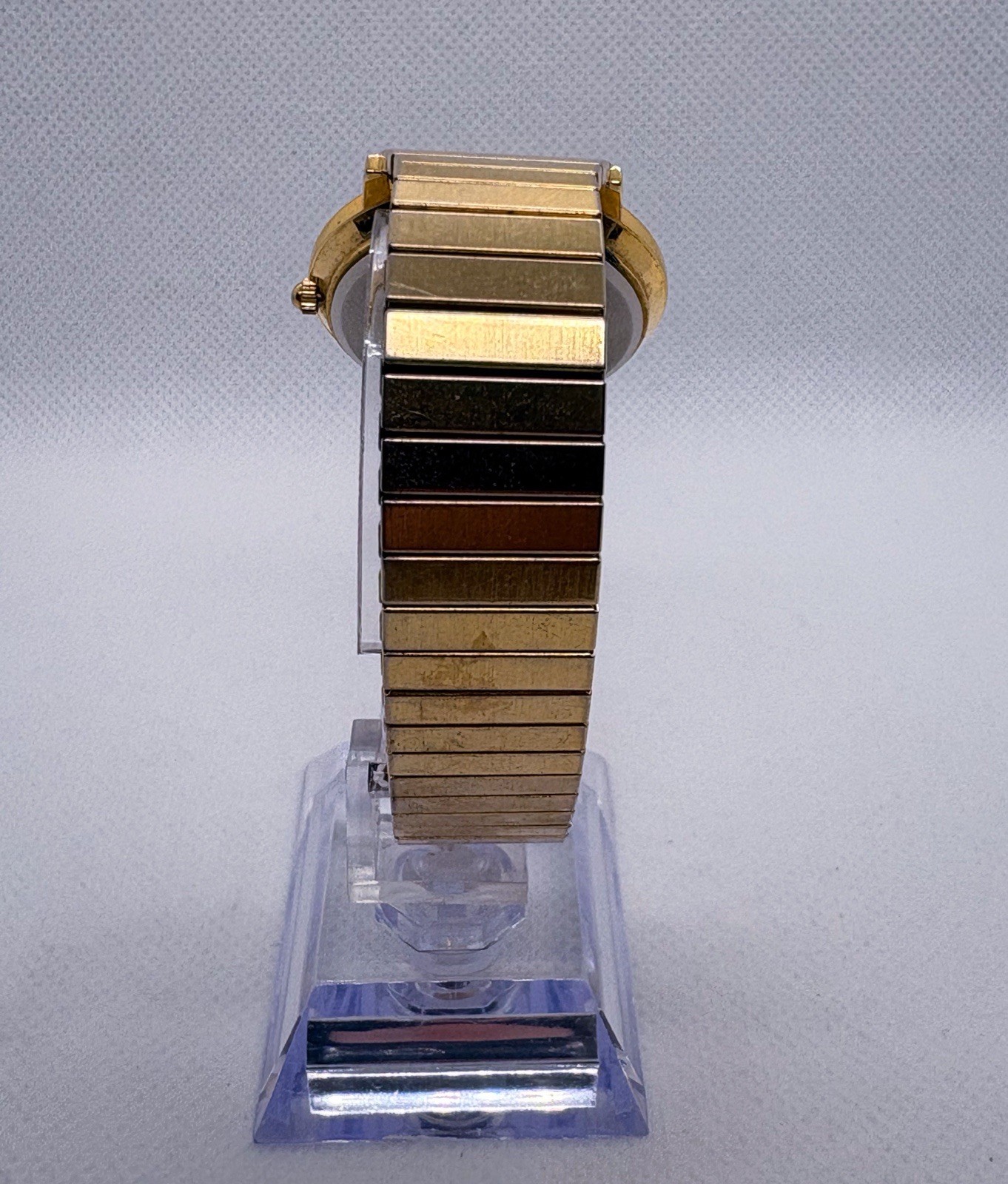 Vintage 1990s John Weitz LJW 123 Gold Tone Coin Edge Men’s Watch Seiko PC32 Movt