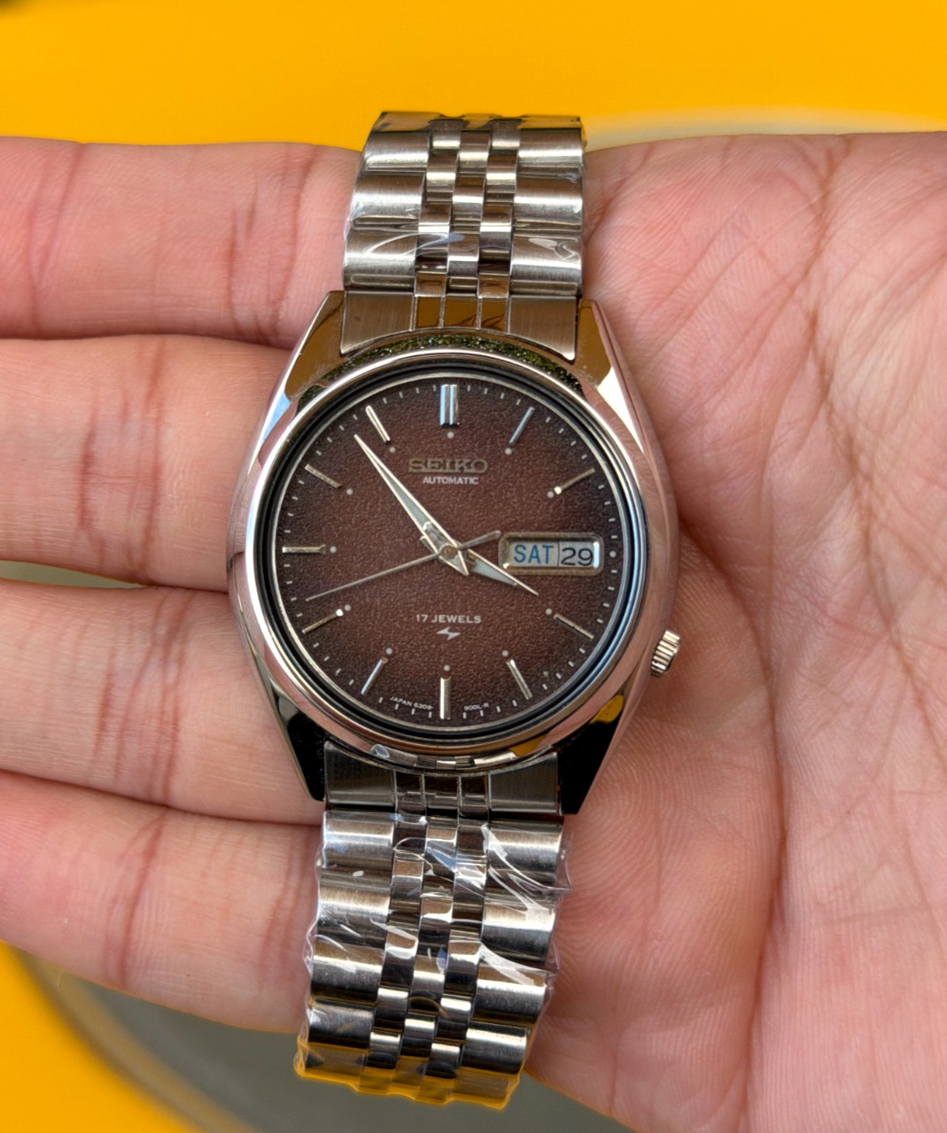 Seiko 5 Automatic Watch Brown Textured Dial Men’s Wristwatch Japan 7009