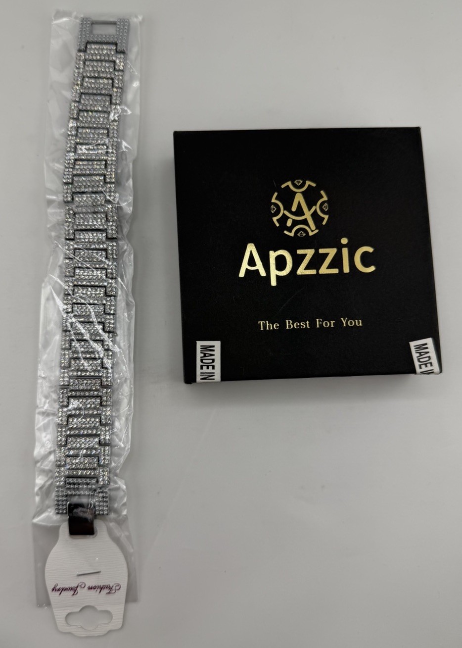 Fashion Bracelet Men’s Silver Tone Charm Link Bracelet Jewelry by Apzzix.