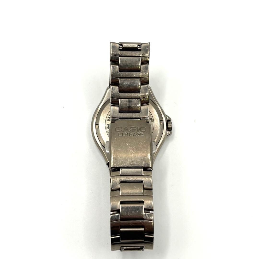 Operational CASIO LINEAGE titanium men’s bracelet wristwatch from JAPAN