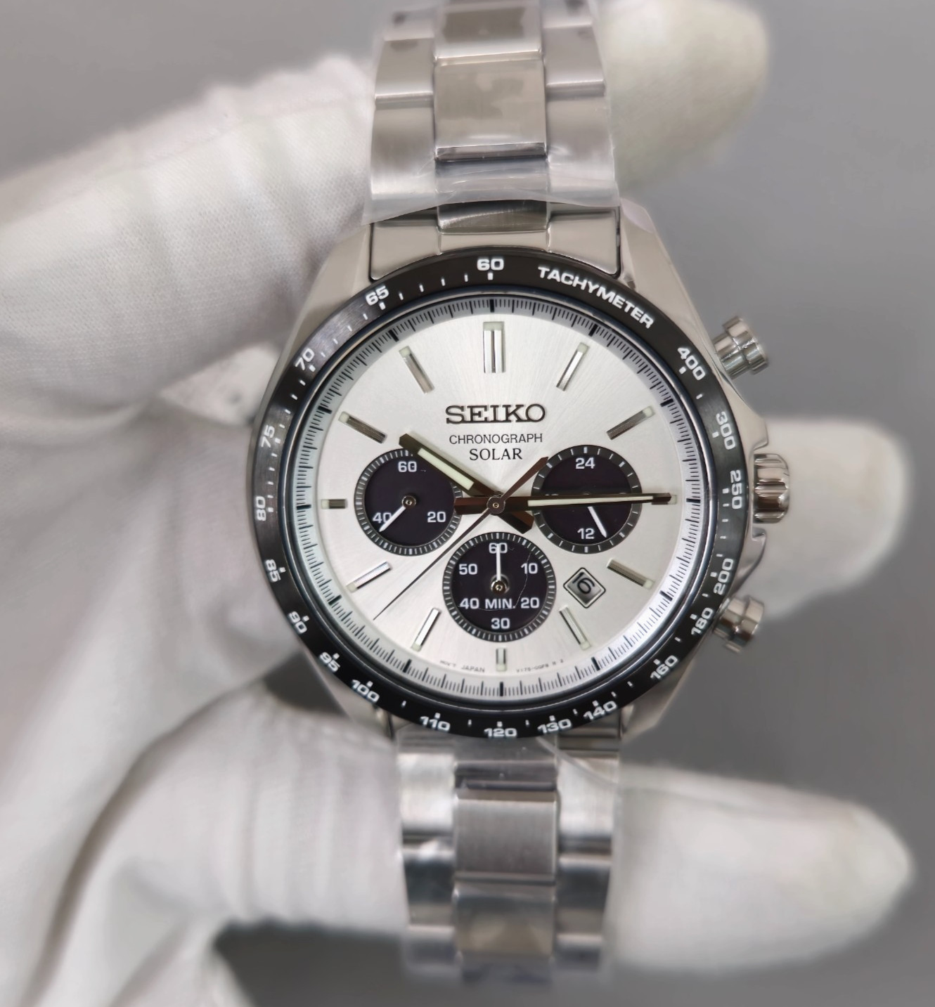Seiko Selection SBPY165 Solar Chronograph “Panda” Dial 42.2 mm Men’s Watch