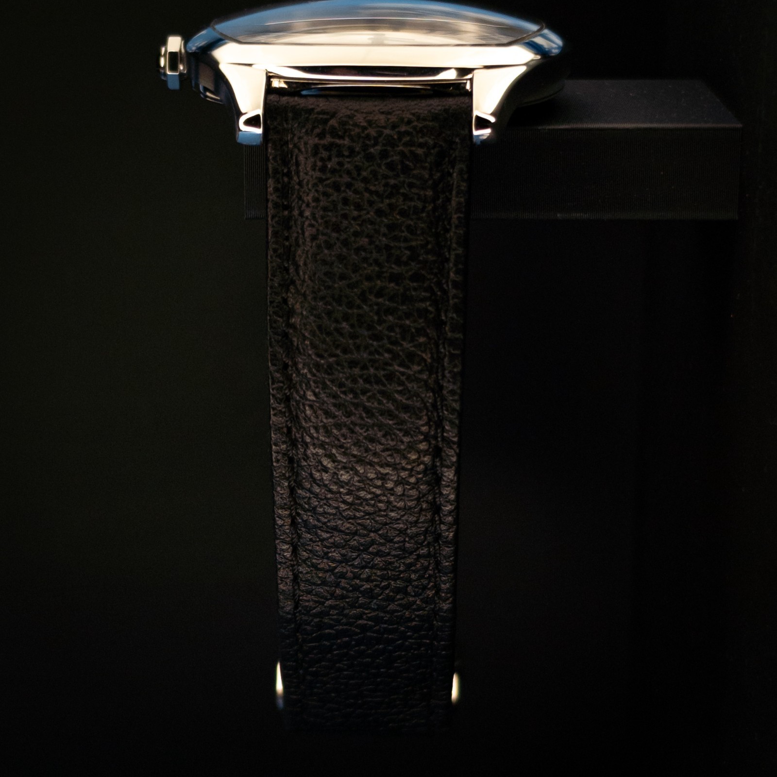 Cartier Drive de Cartier WSNM0004 Silver Guilloché | Blued Hands Men’s Watch B&P