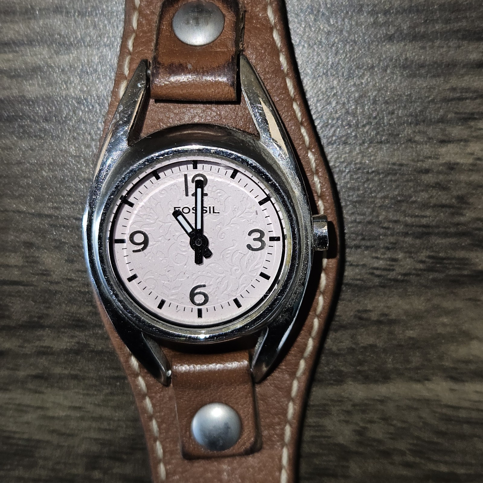 Fossil JR-8865 Women’s Pink Dial Brown Leather Cuff Quartz Watch Needs Battery