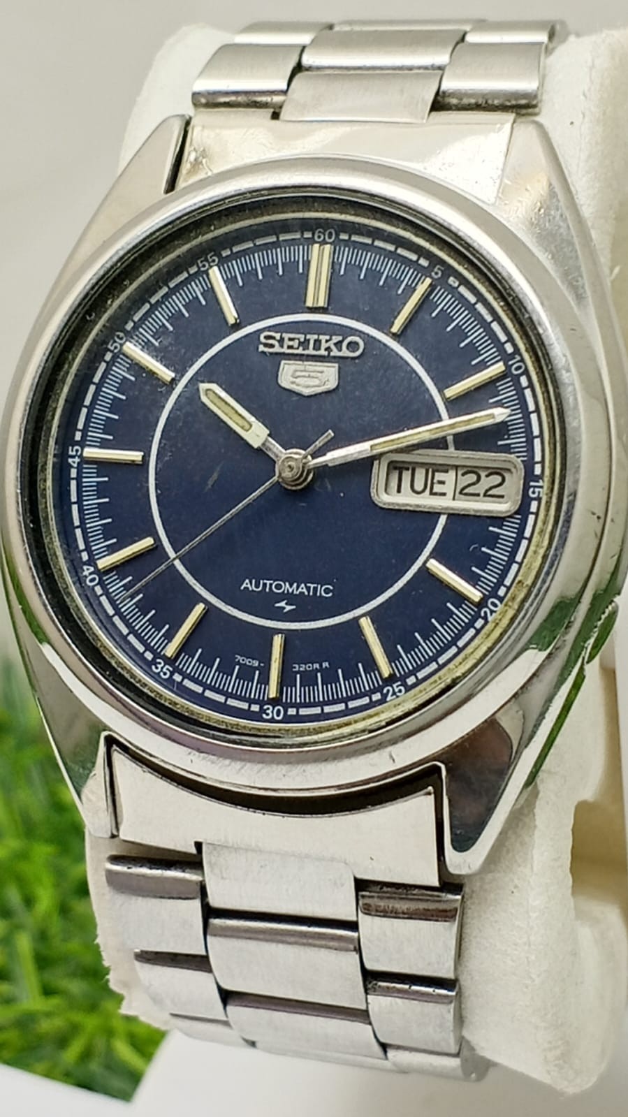 Seiko 5 Automatic 7009-3101 Day/Date Vintage Men’s Watch