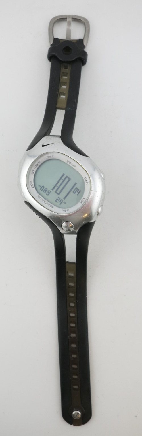 Nike Triax Speed 300 Digital Sport Black + Silver-Tone Watch – WR0101 – New Batt