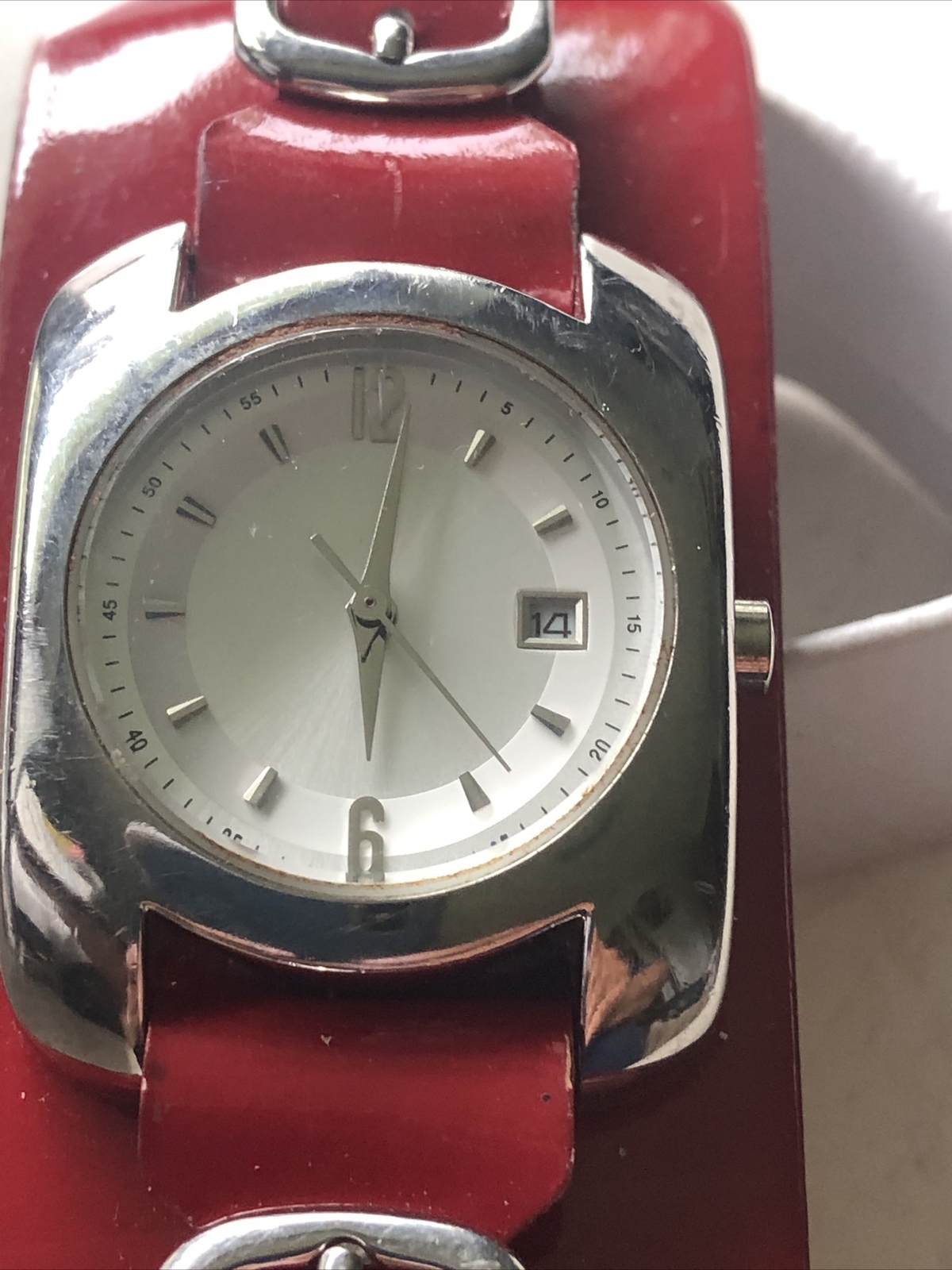 Woman’s Quartz Watch Red Leather Band (Wilson’s Leather) NEW BATTERY