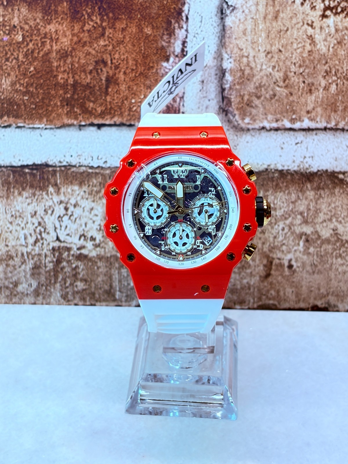 Invicta Racing Vaulthan Men’s Watch 44mm White/Red (69655) – Brand New