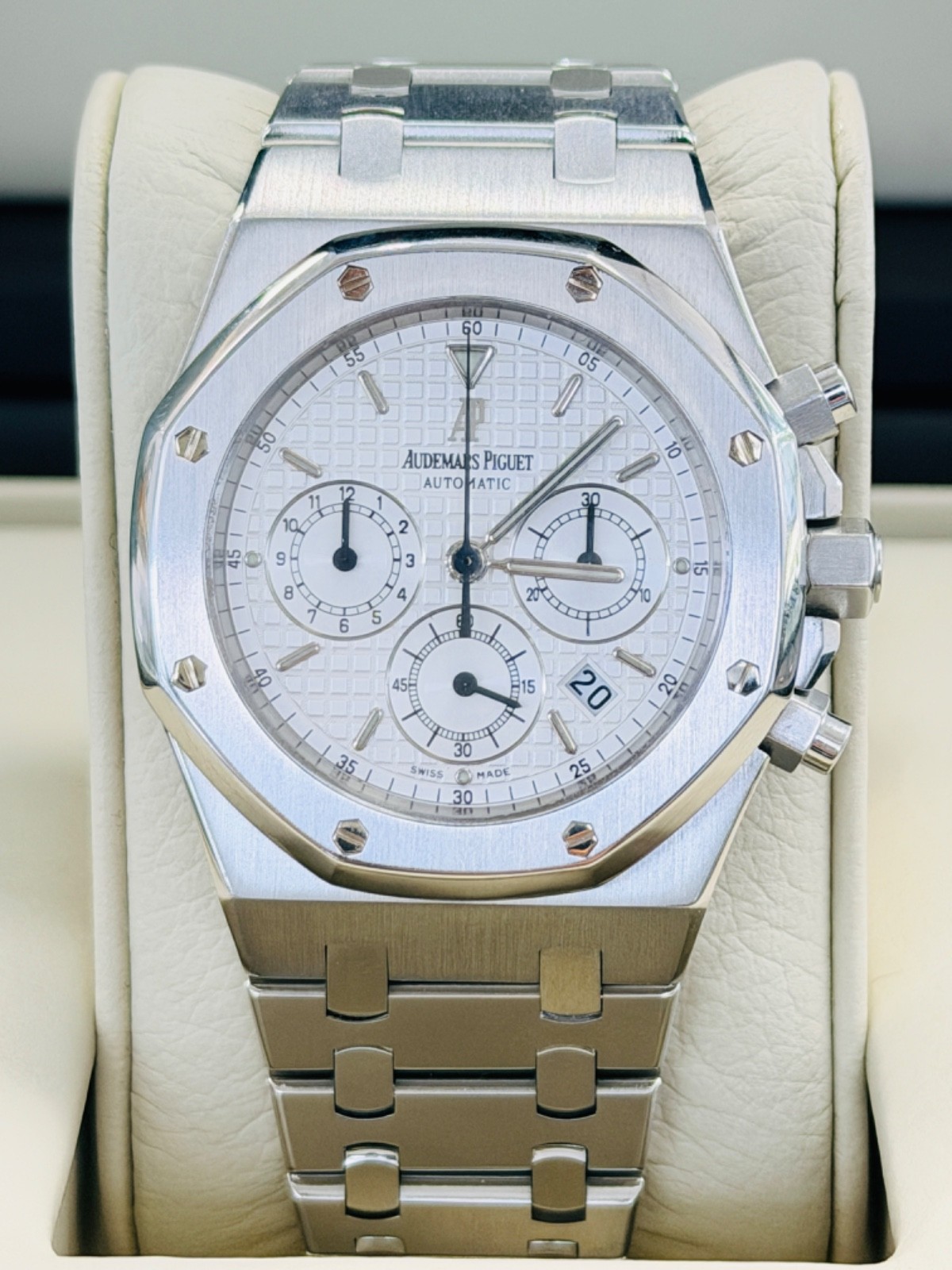 Audemars Piguet Royal Oak Chrono White Dial Watch 25860ST.OO.1110ST.05 BOX/PAPER
