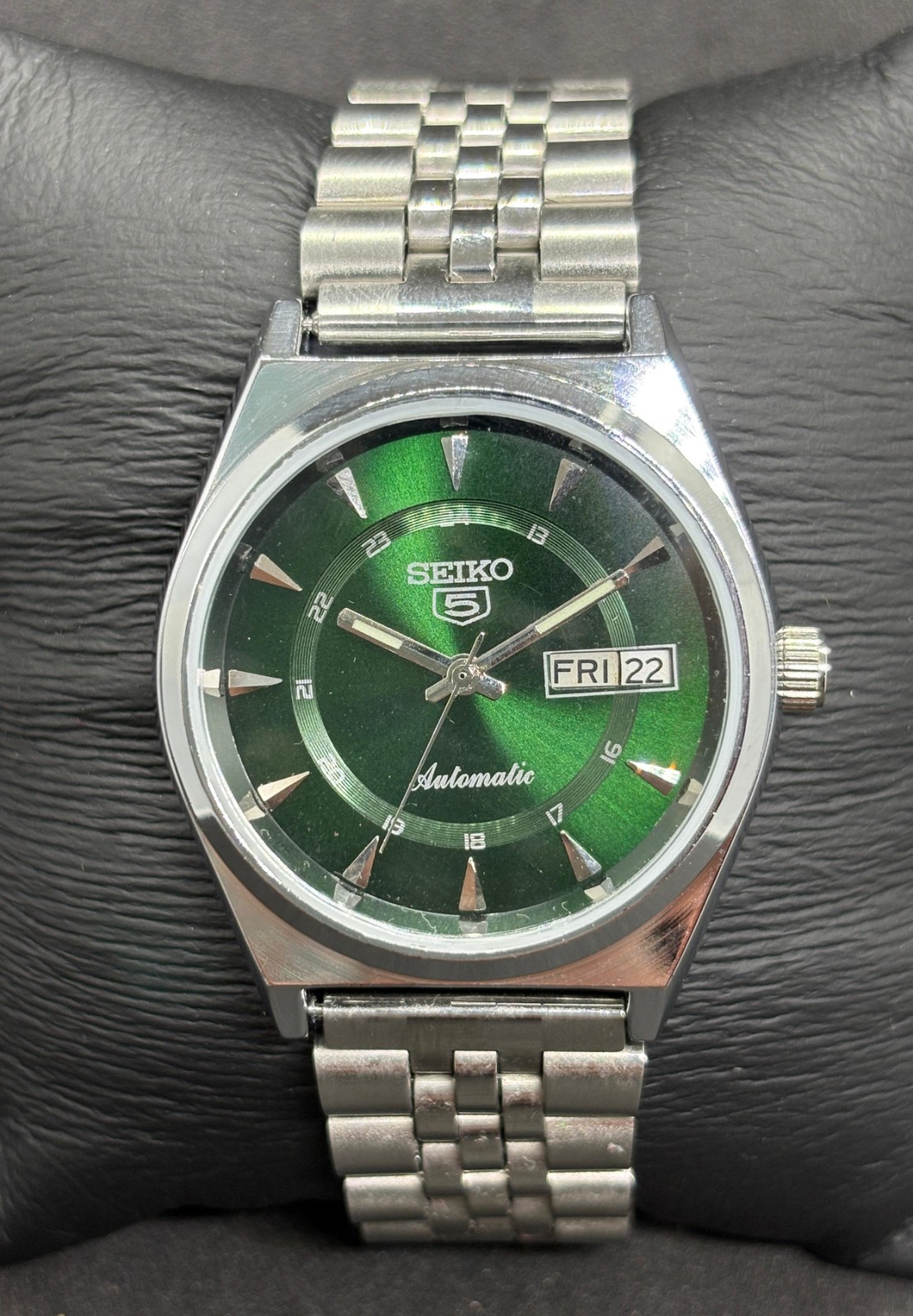 Vintage Seiko 5 Automatic 6309 Cal. Day/Date Japanese Men’s Wrist Watch