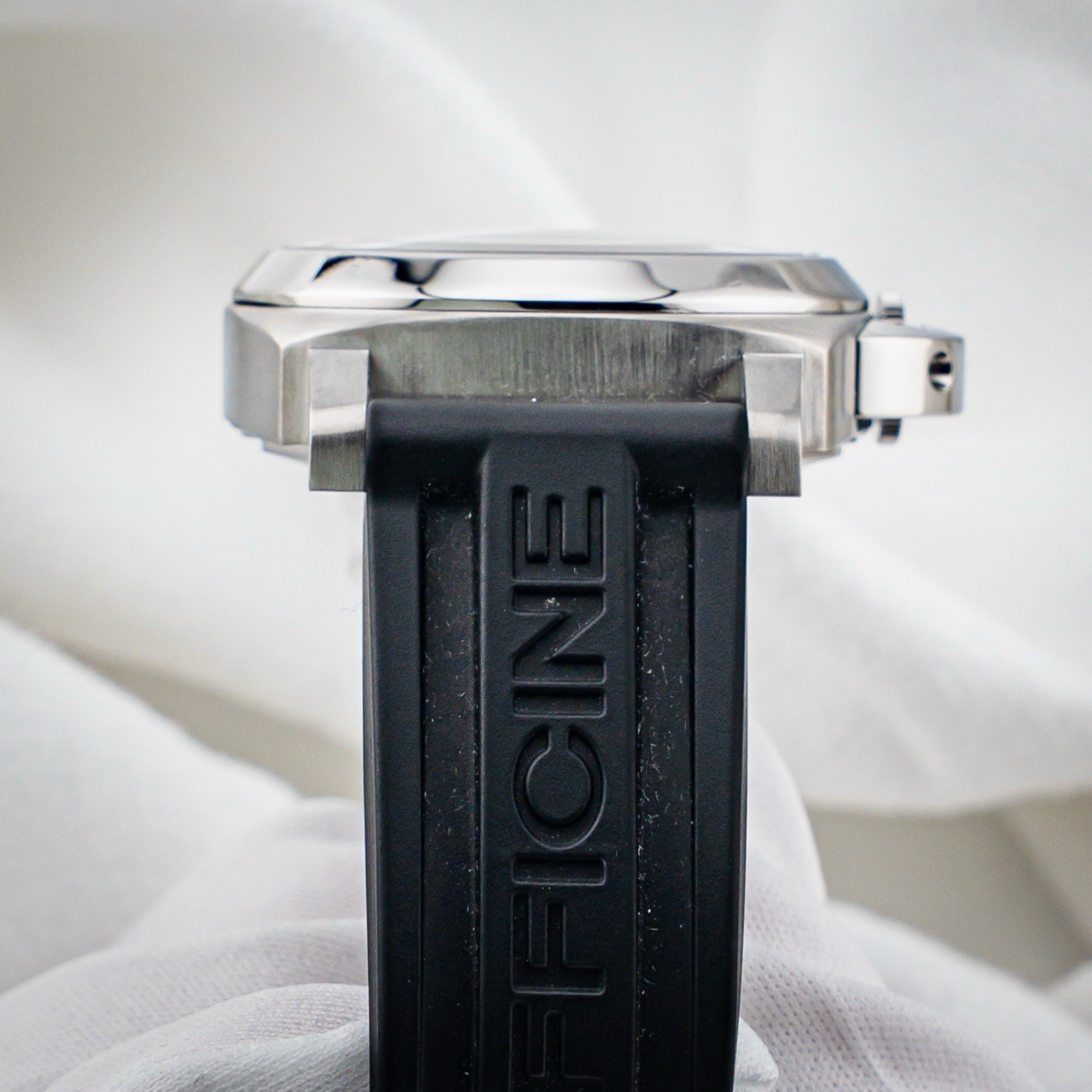 Panerai Luminor White Dial *Serviced* Under 1-year Warranty From Watchmaker 40mm