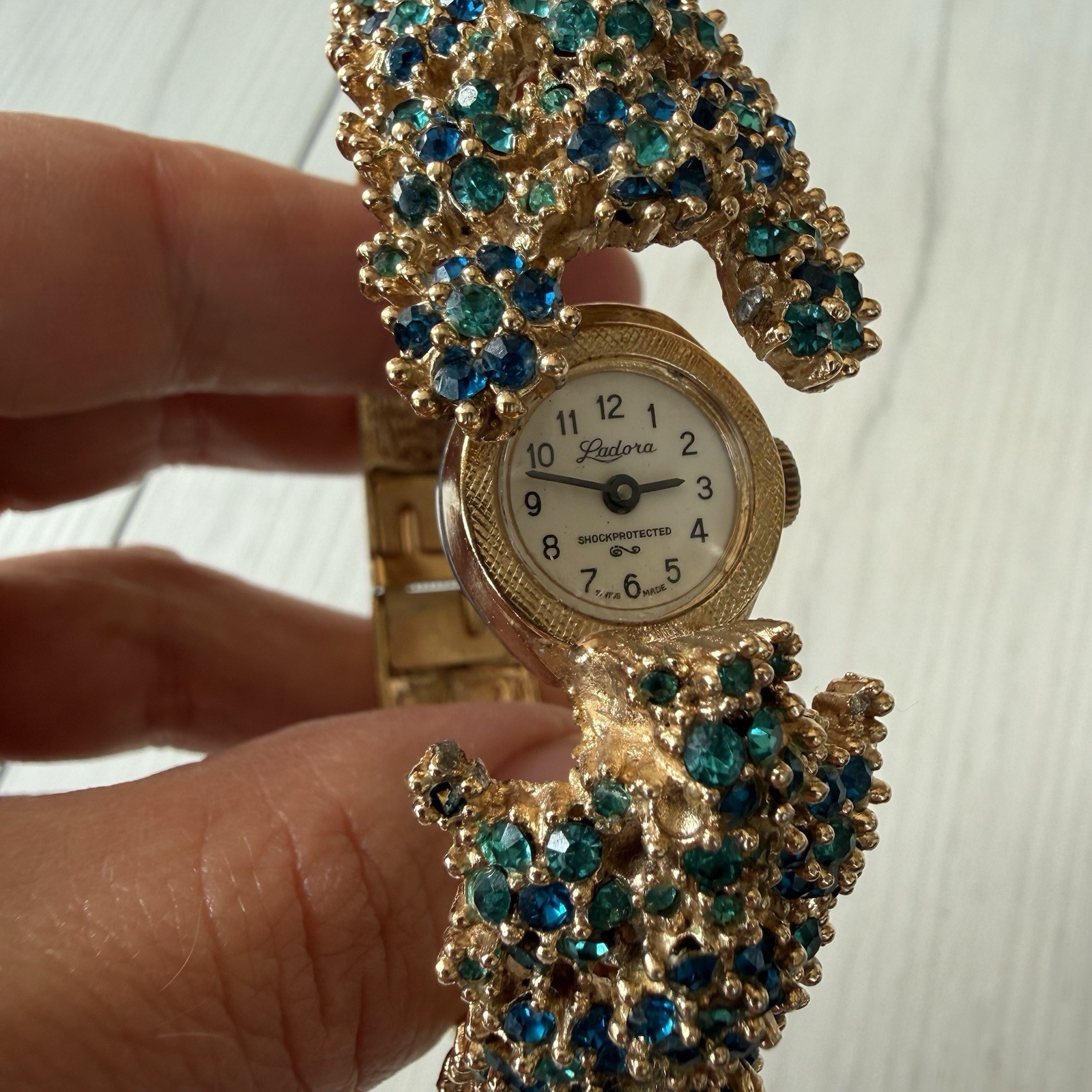 Vintage Ladora Gold Tone Blue Rhinestone Clamper Cuff Peekaboo Watch 6” 1950-60s