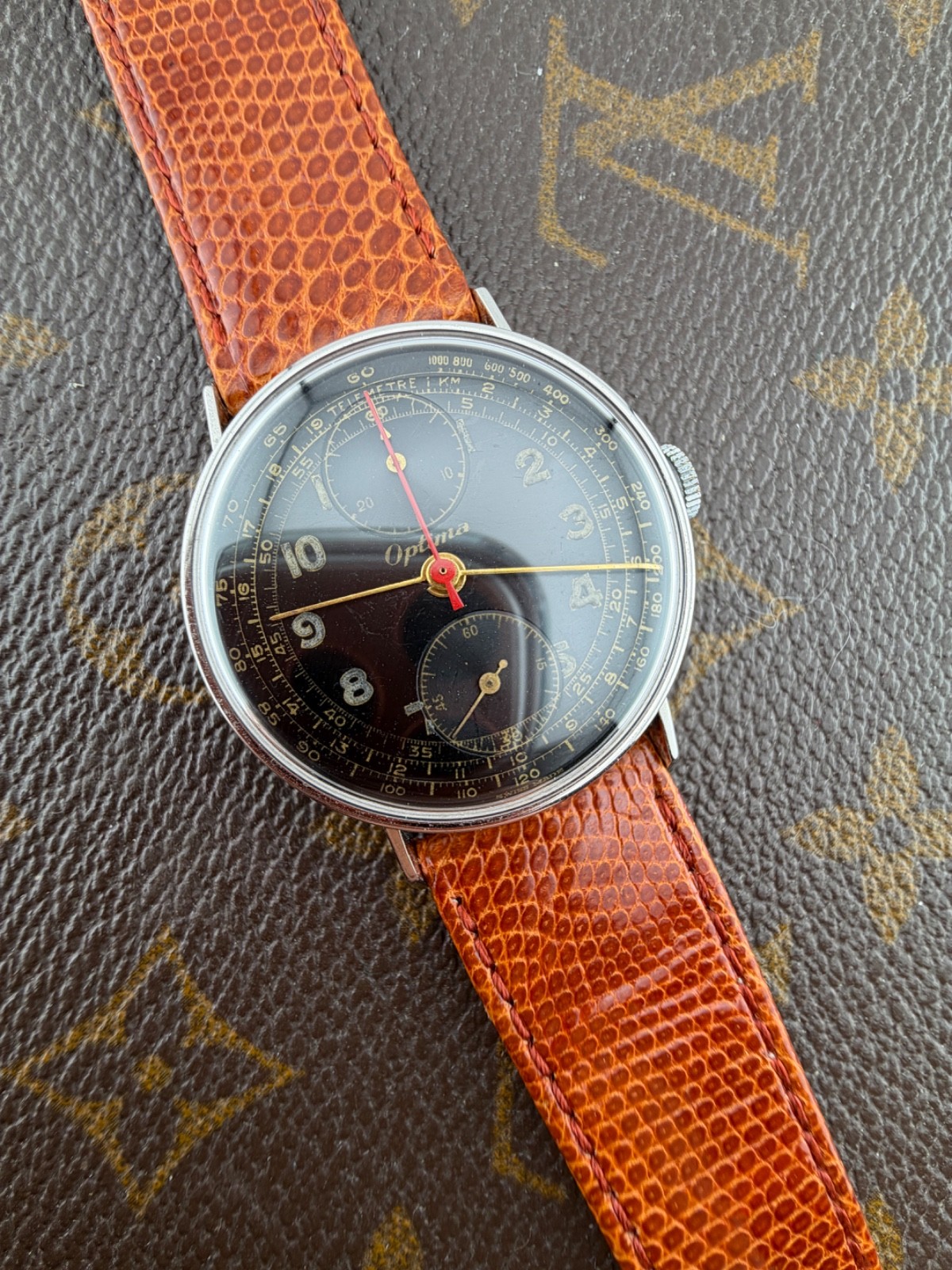 Optima Chronograph Vintage Venus 170 Rare Dial Gilt Swiss Made