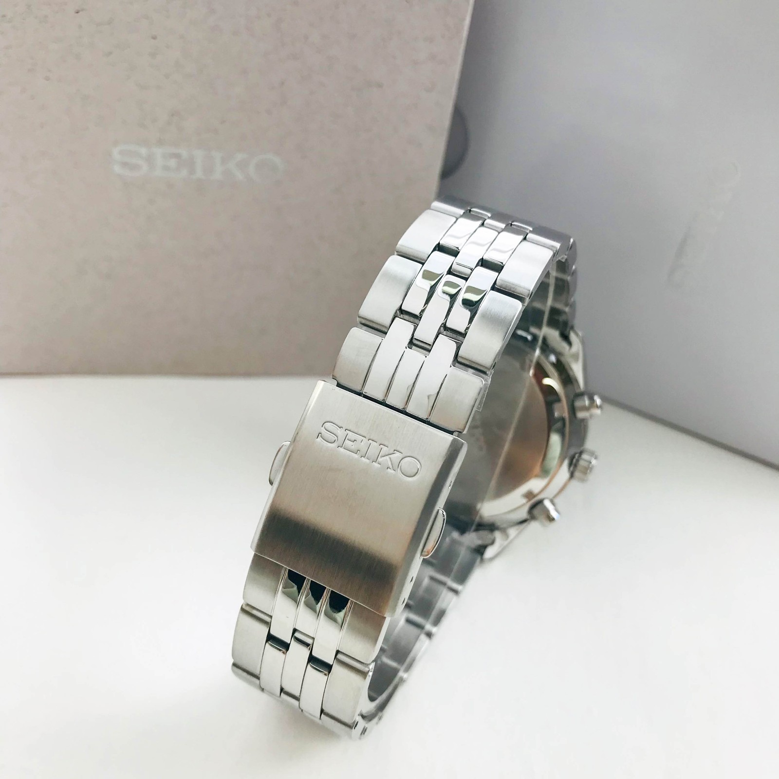 Seiko SSB429 Men’s Essentials Black Dial Stainless Steel Quartz Watch 41.5mm