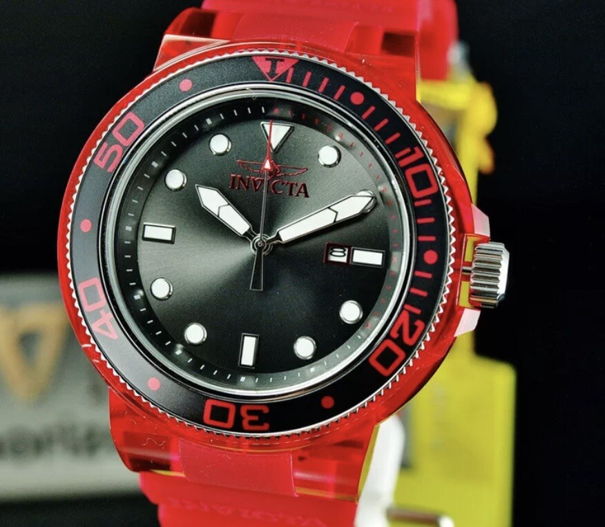 Invicta Men’s 52mm GRAND PRO DIVER ANATOMIC CASE Black Dial Red Tone Watch