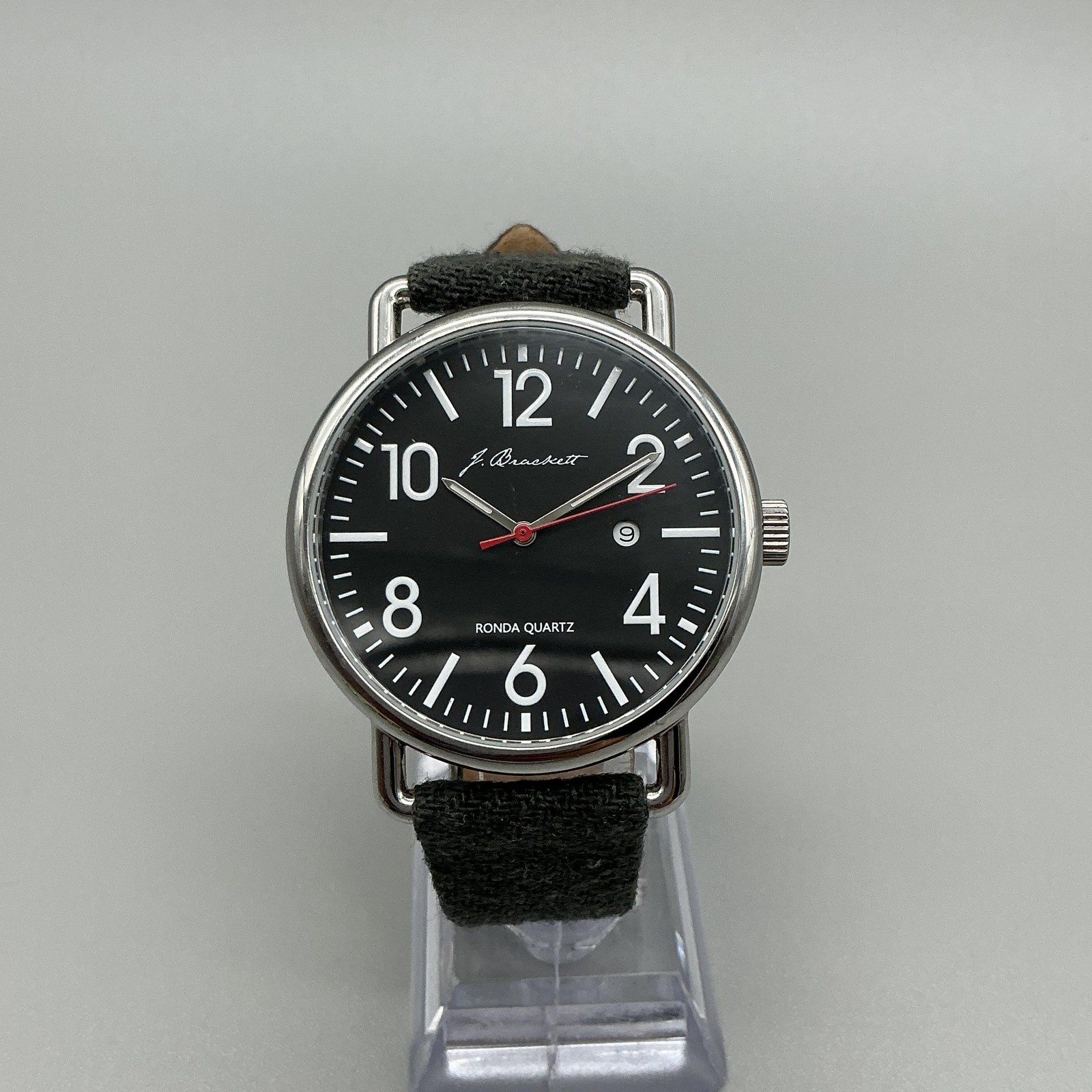 J. Brackett Ronda Mens Watch 42mm Black Dial Gray Strap Date New Battery