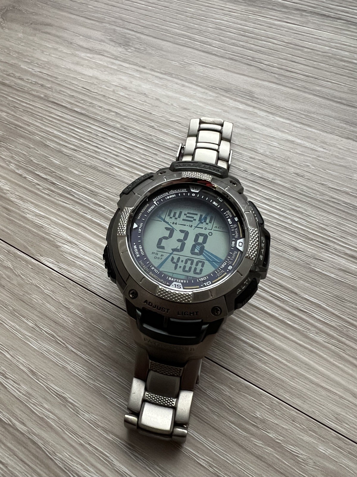 Casio Pathfinder PAW-1100T Multifunction Solar altimeter barometer compass etc.