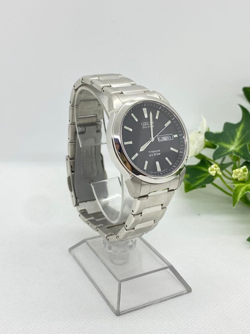 CITIZEN E101 Watch Titanium Black Dial Eco Drive Premium No Accessories