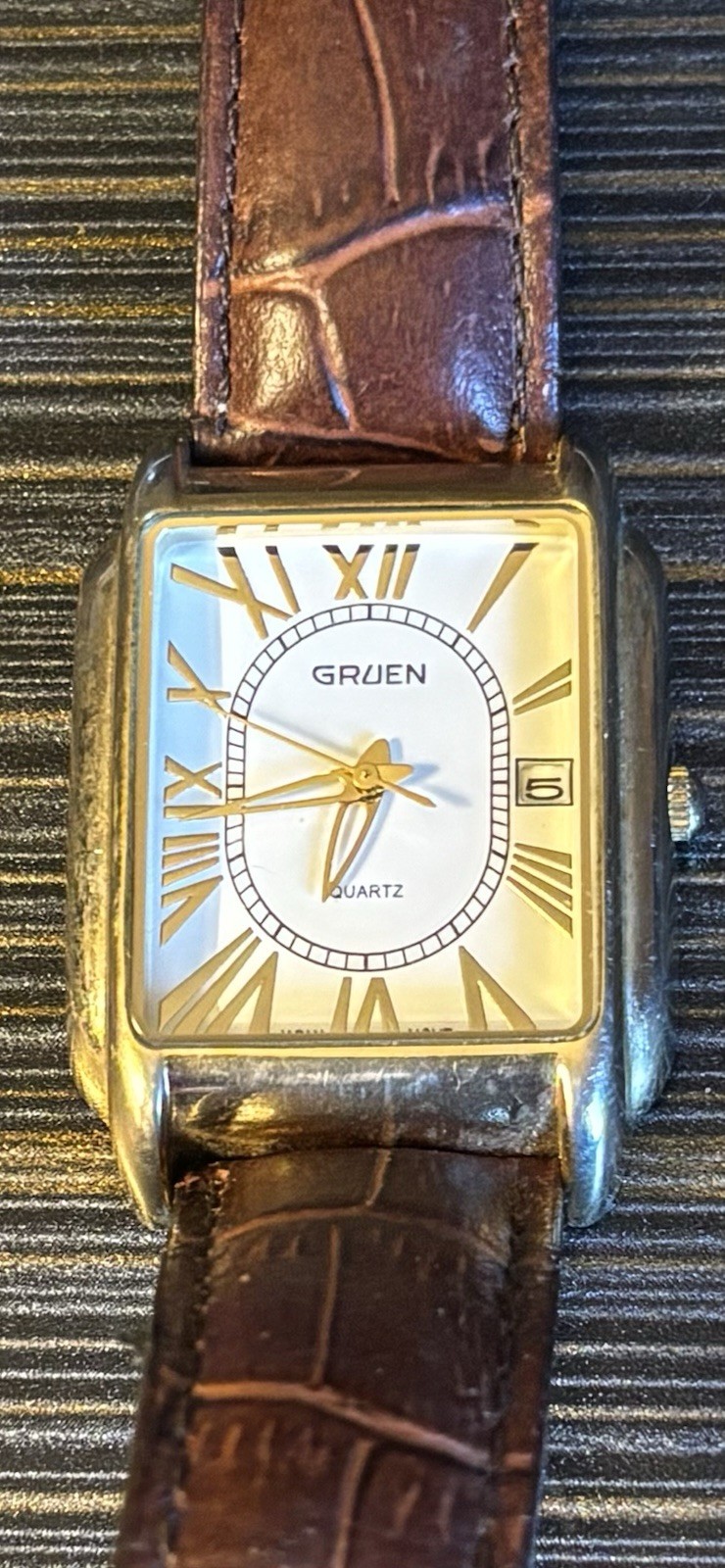 Men’s Gruen Precision Quartz Watch