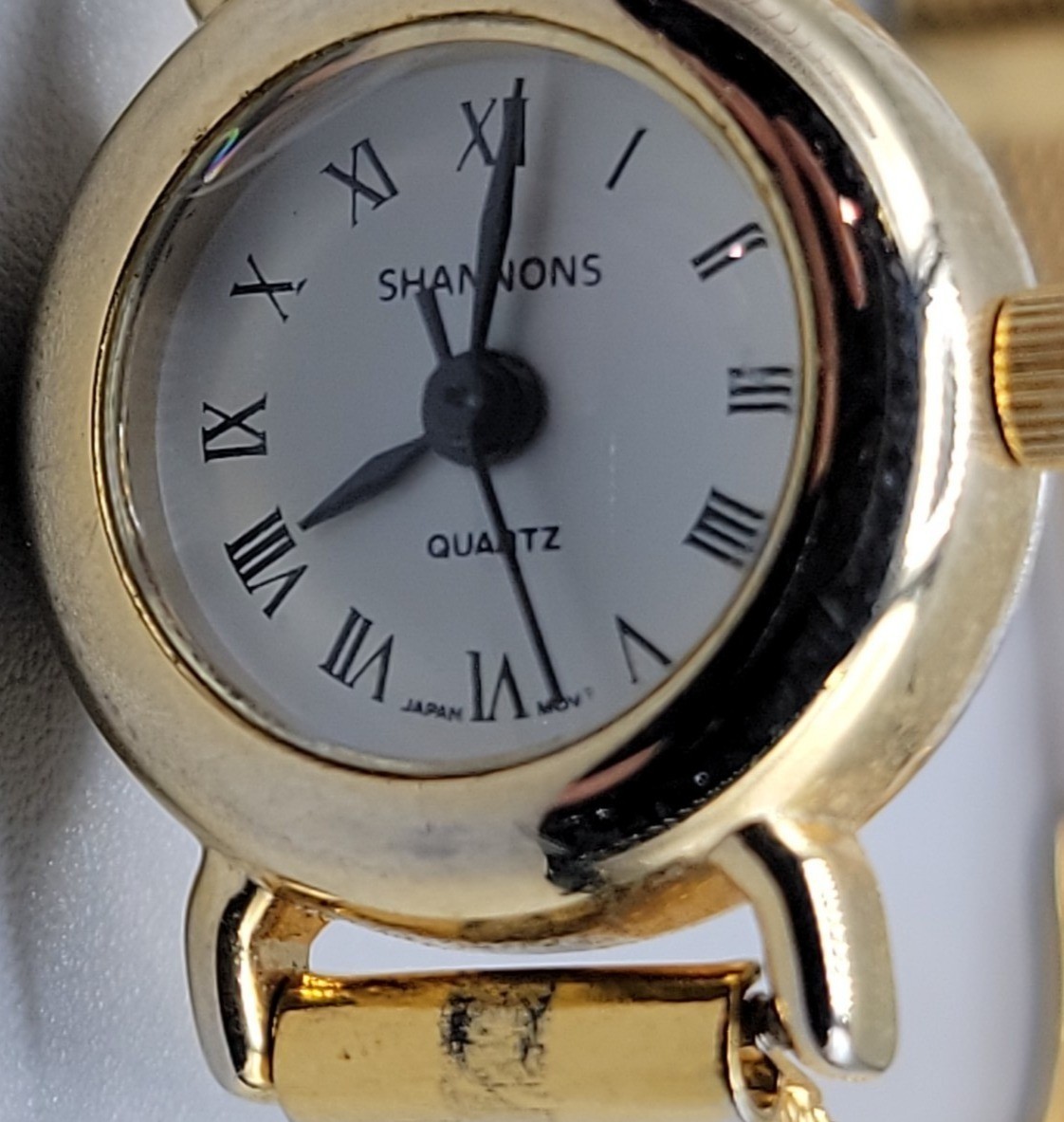 Vintage Shannons Ladies Watch Gold Tone Mesh Band Polished Case 20.5mm 7″