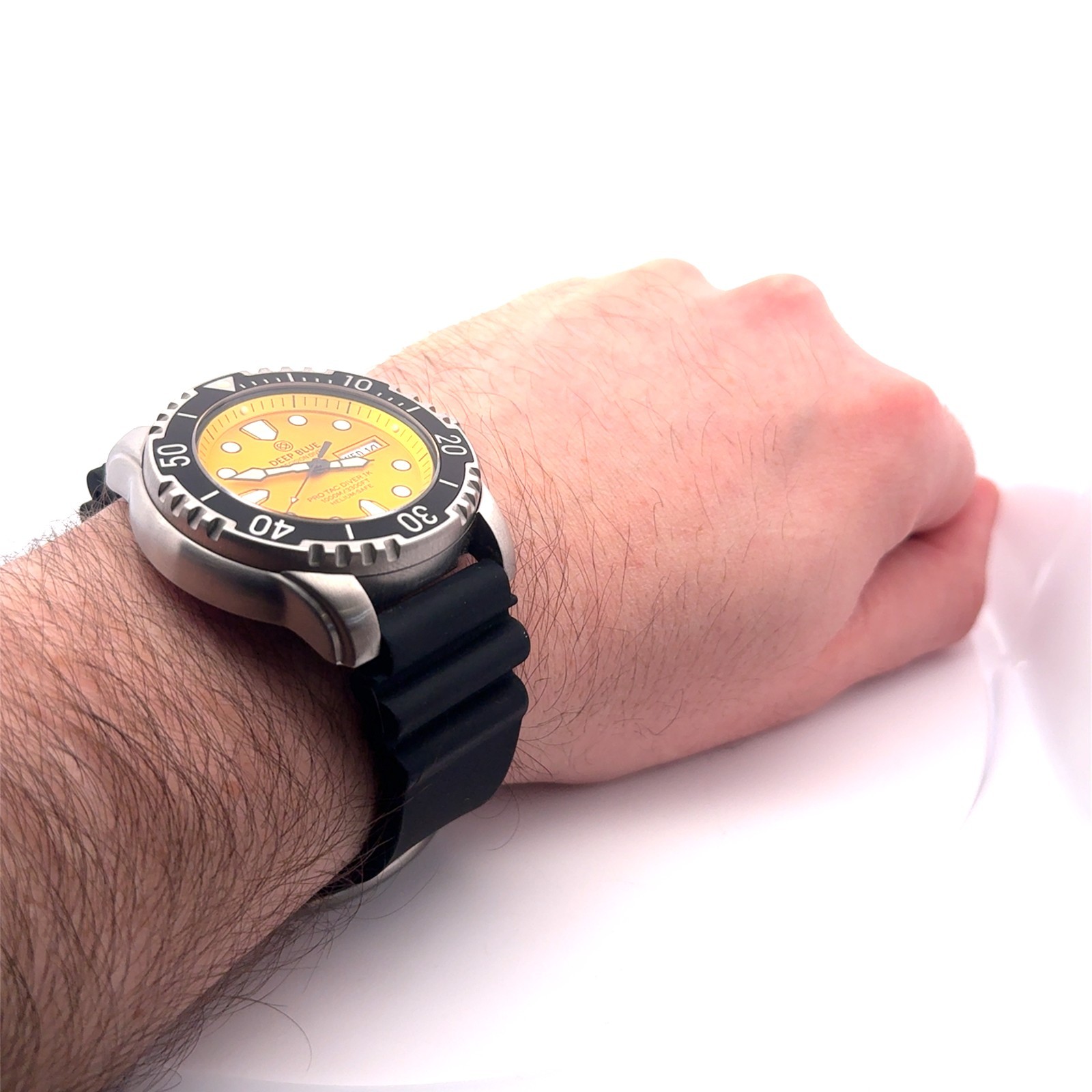 Deep Blue Precision Diver Quartz Pro Tac Diver 1000 Yellow Dial Wristwatch 43mm