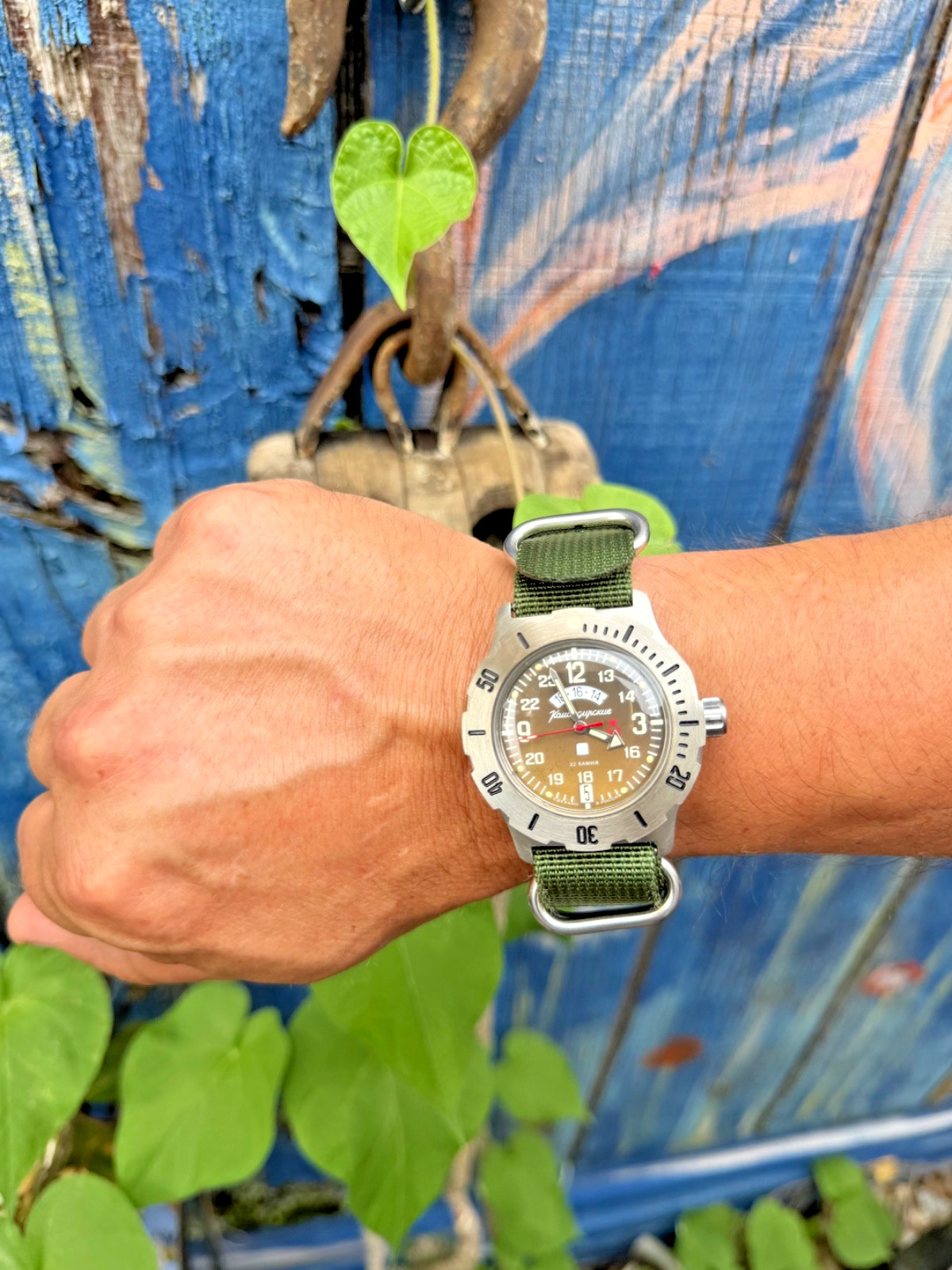 Vostok Komandirskie K-35 Automatic Watch, Russian Military 2432/350754 Steel Wri