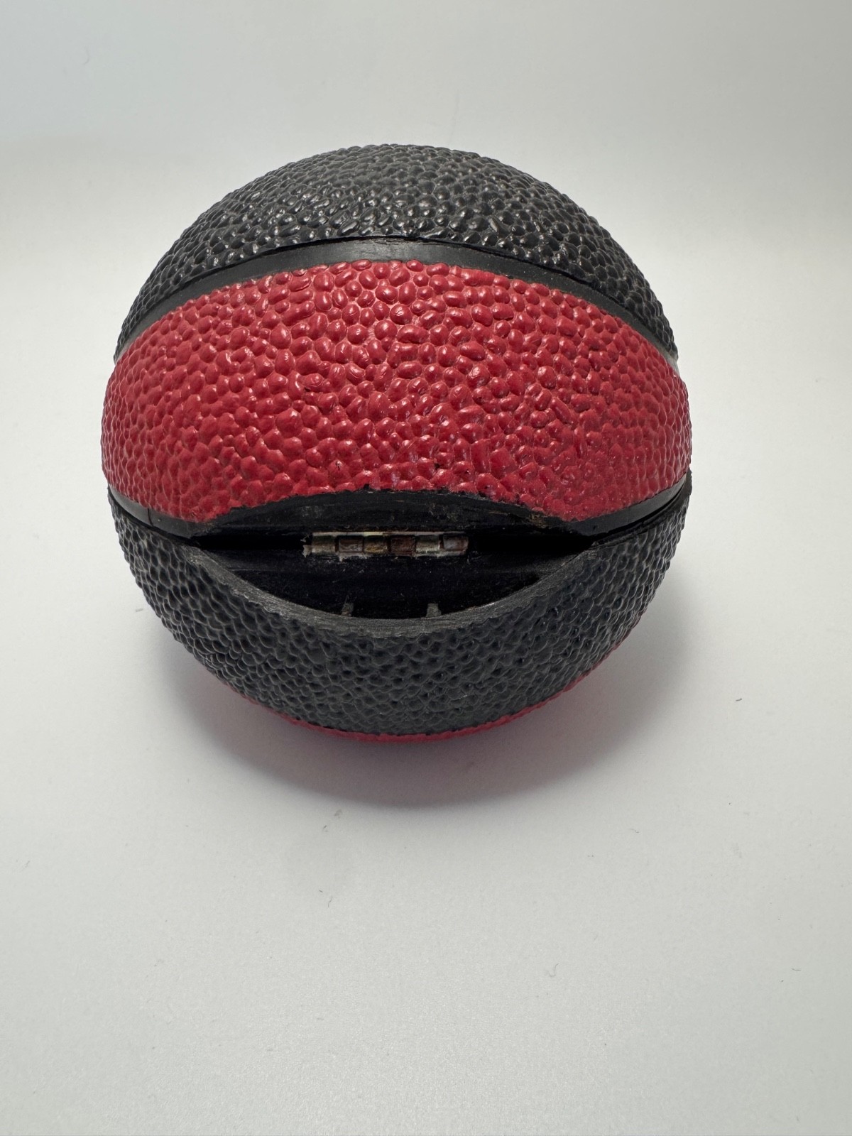 Never Worn – Wilson 1997 Avon MICHAEL JORDAN #23 WATCH – New in Box